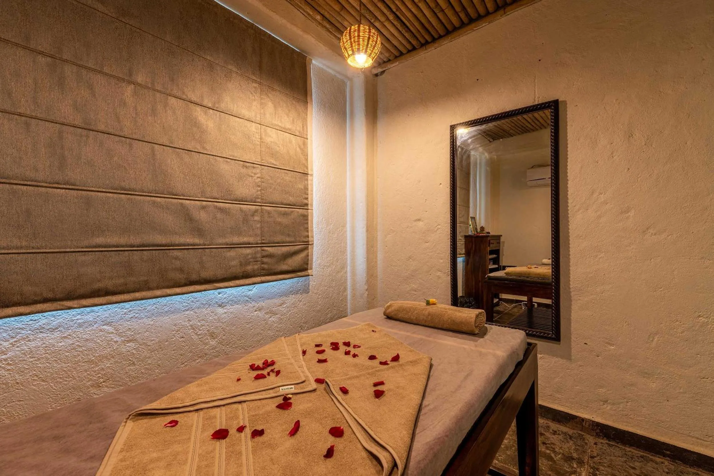 Massage, Bed in The Baagh Ananta Elite Ranthambore