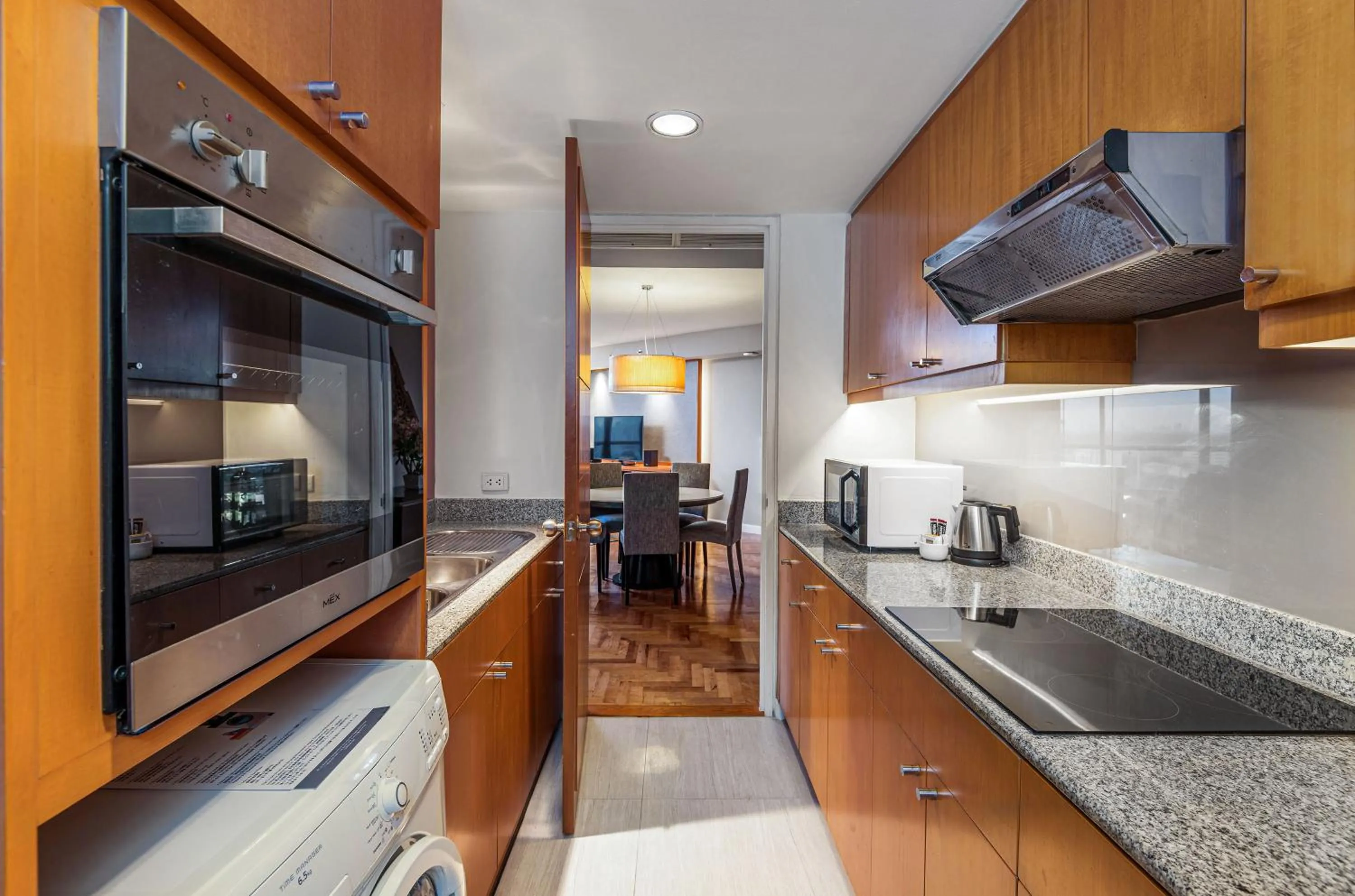 Kitchen or kitchenette in Chatrium Sathon Bangkok