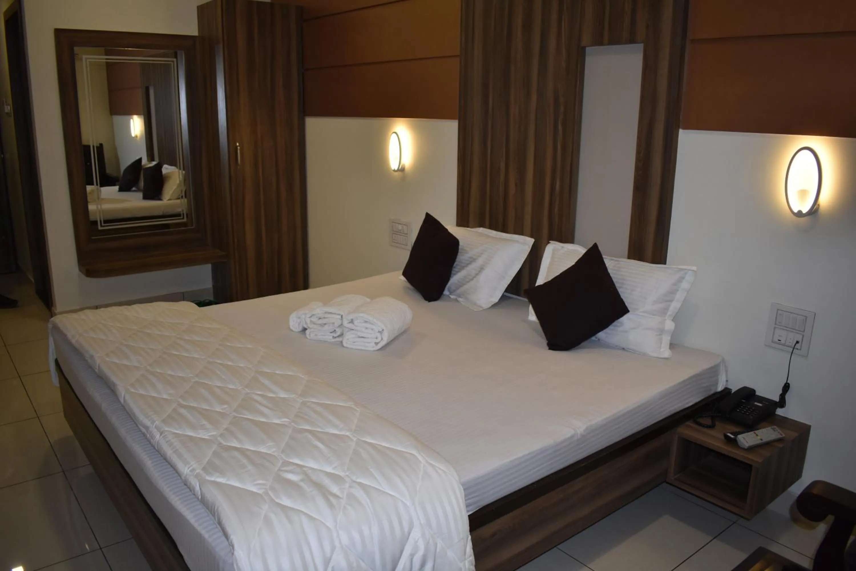 Bed in Hotel Shyam Palace