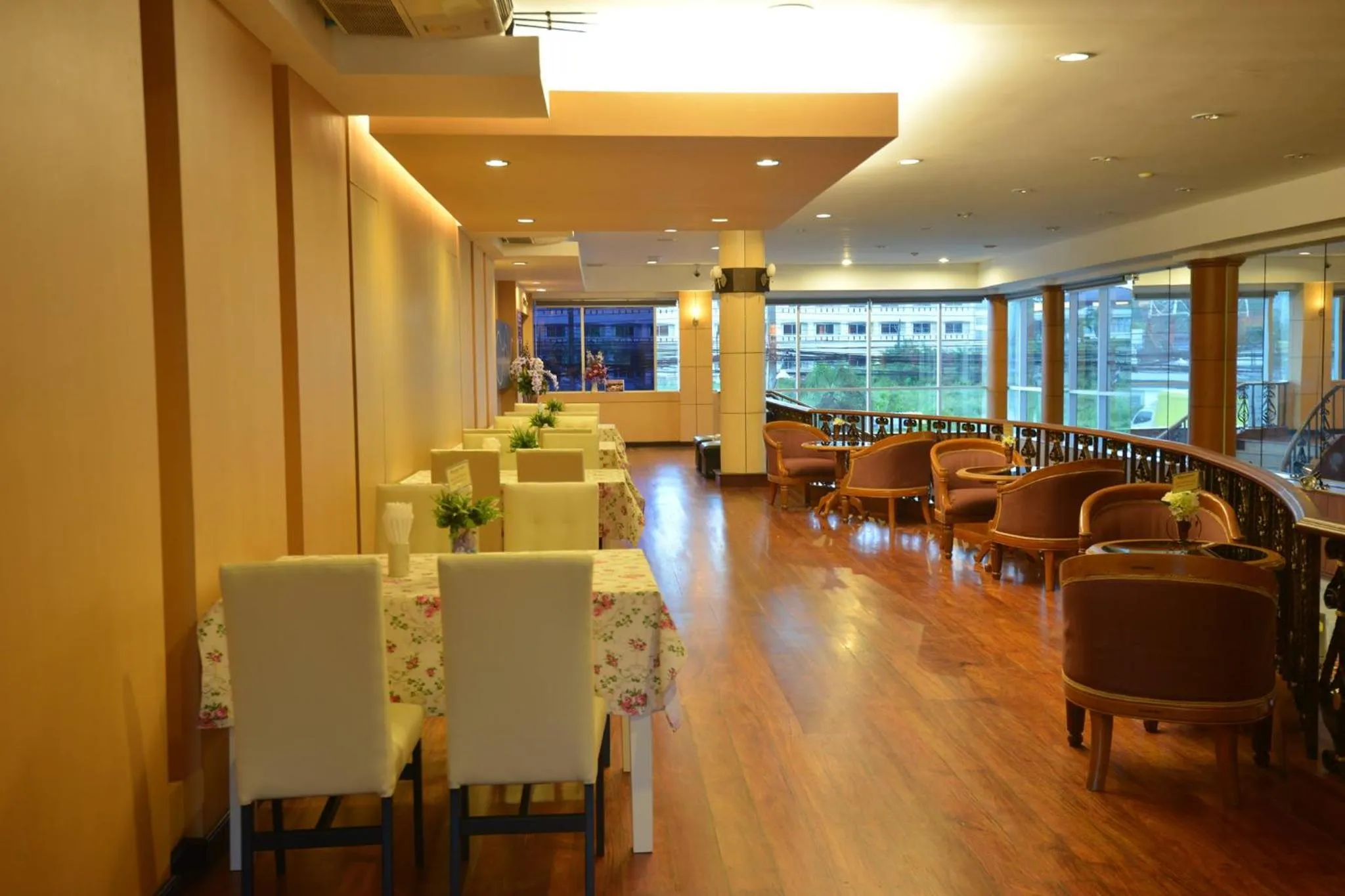 Lounge or bar in New Travel Lodge Hotel