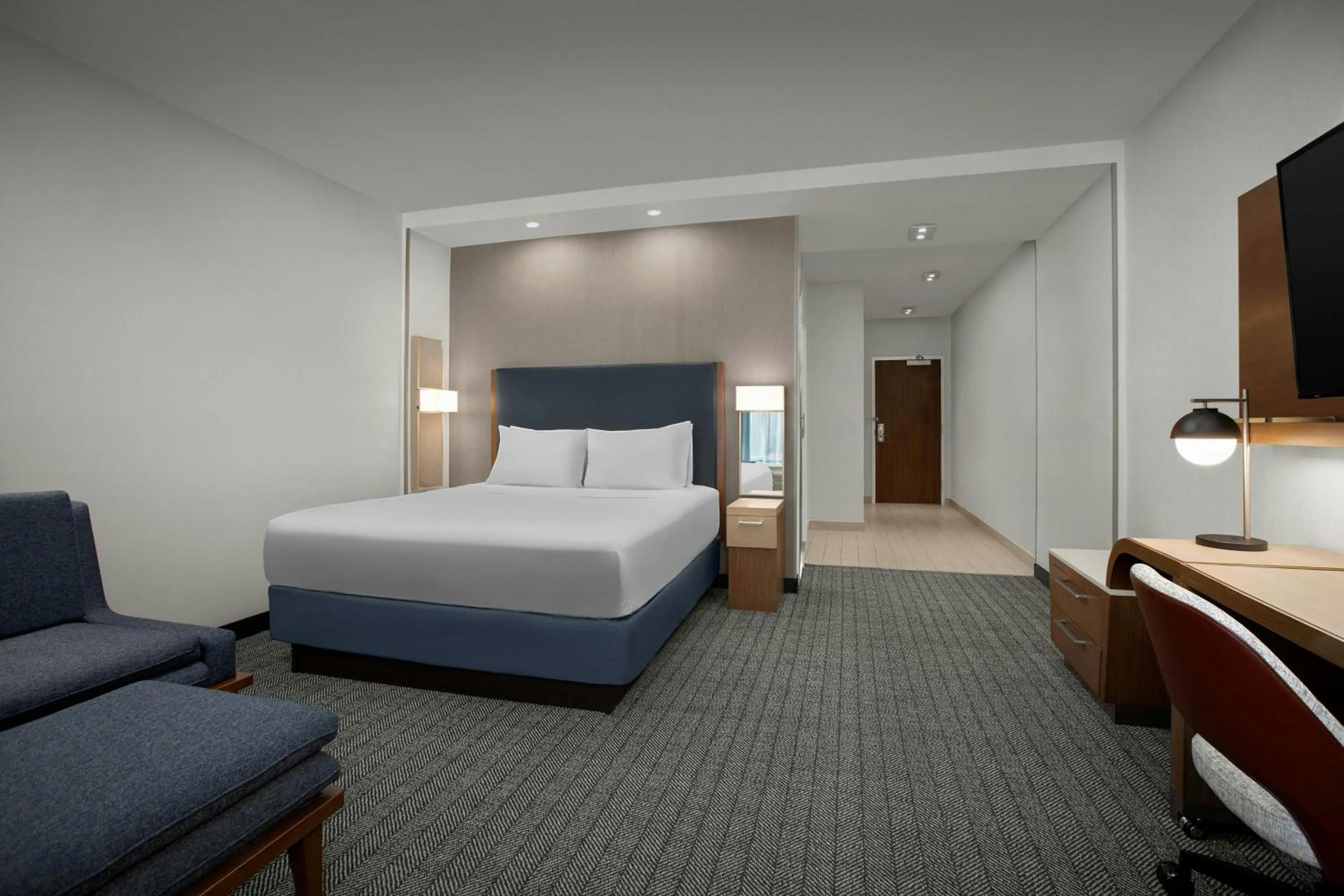 Photo of the whole room, Bed in Courtyard by Marriott Atlanta Kennesaw