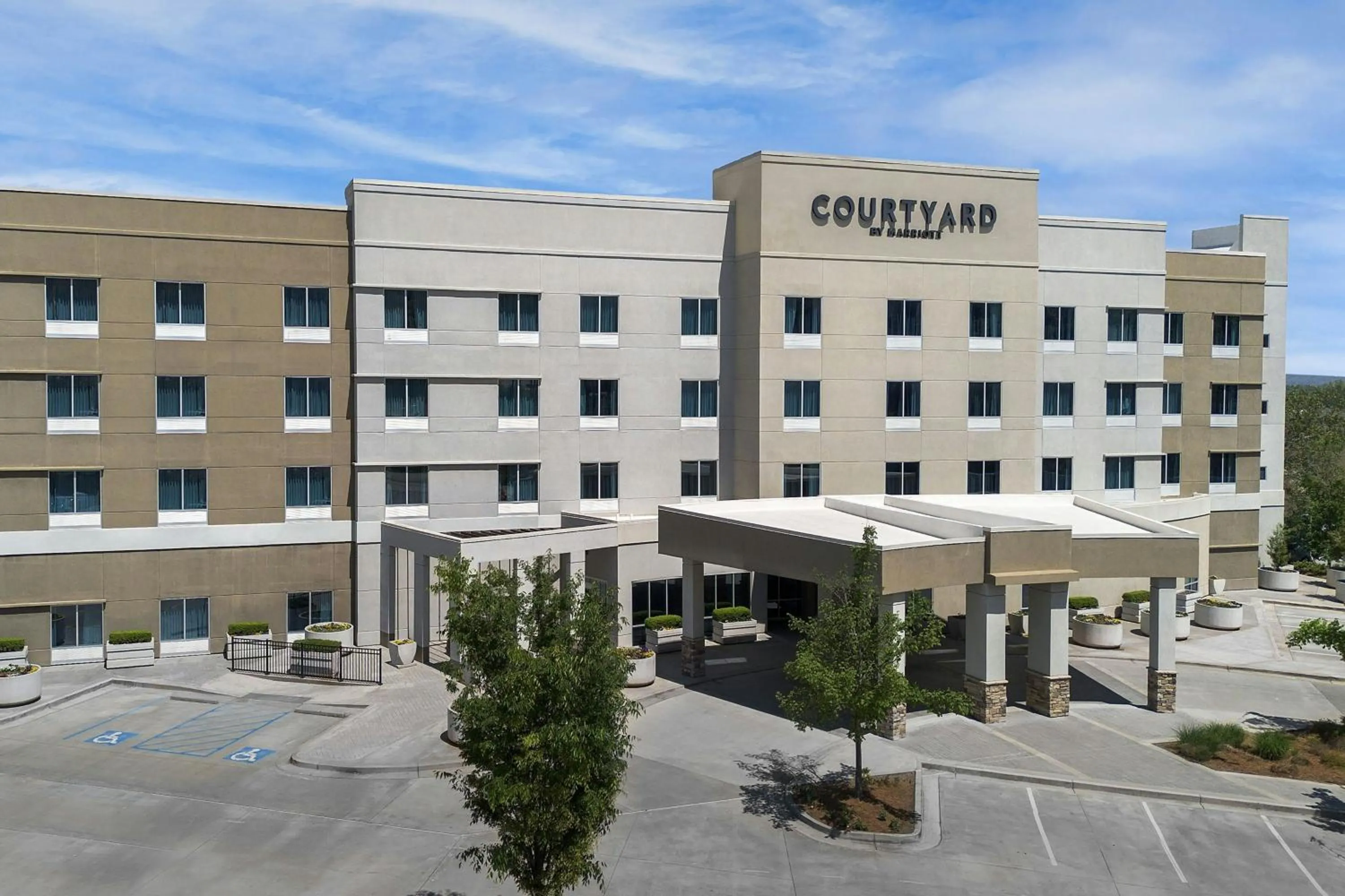 Property building in Courtyard by Marriott Atlanta Kennesaw