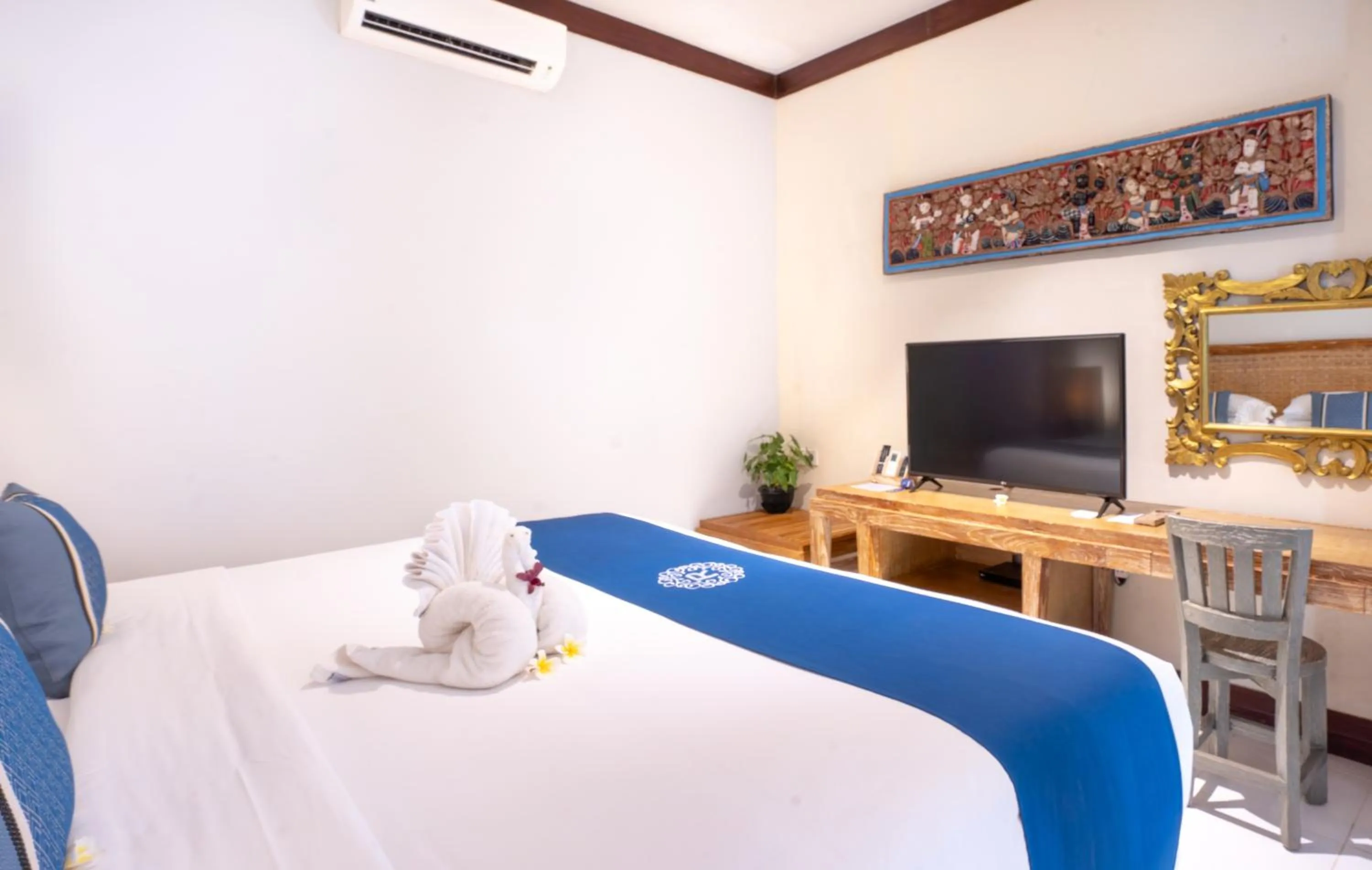 TV and multimedia, Bed in Rama Residence Seminyak