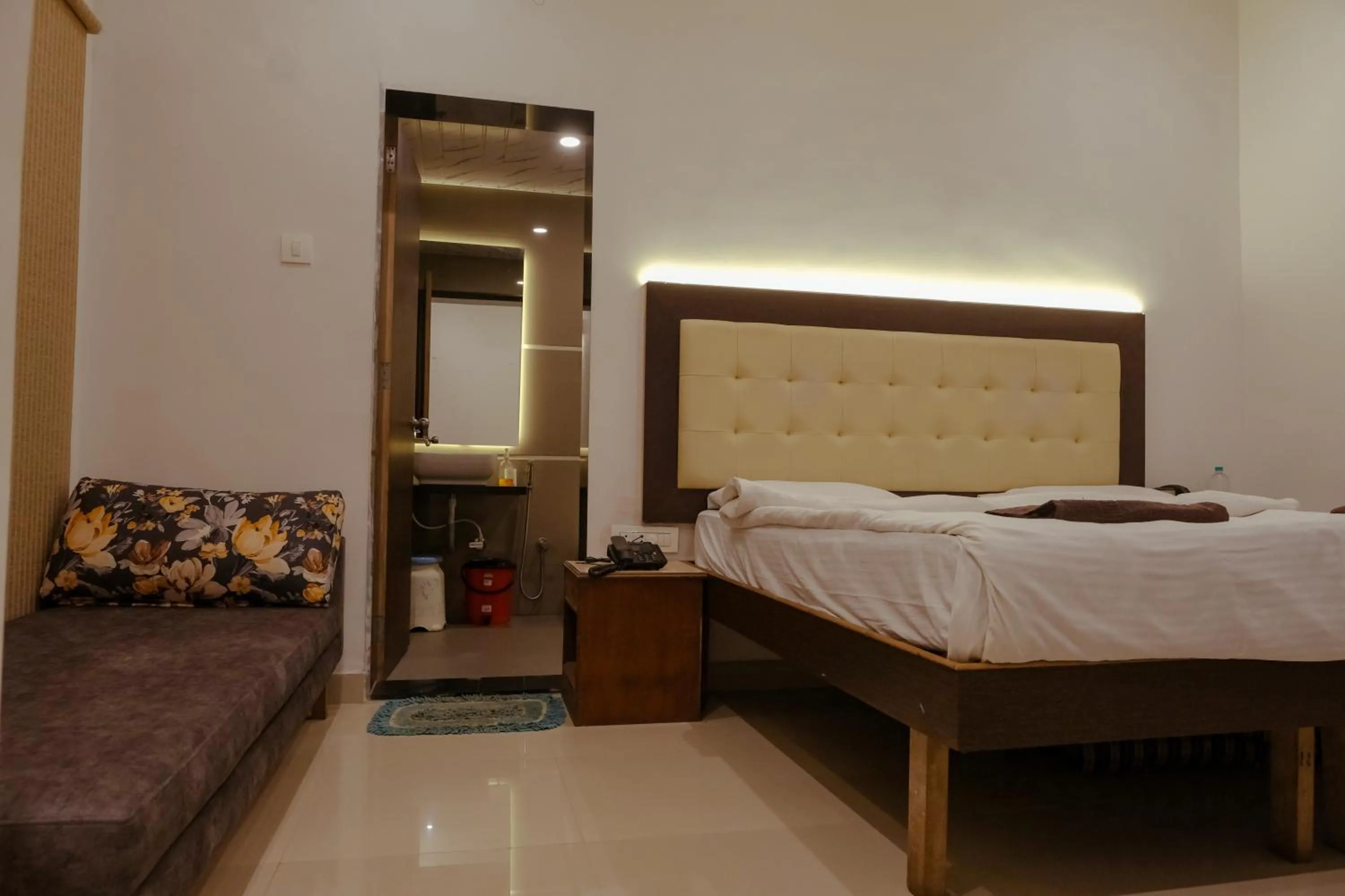 Photo of the whole room, Bed in Sanidhya Beach Resort & Spa