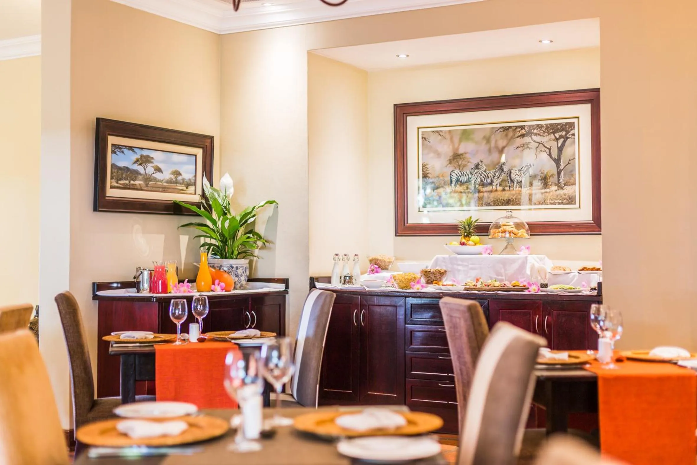 Breakfast in Sondela Nature Reserve & Spa Country House