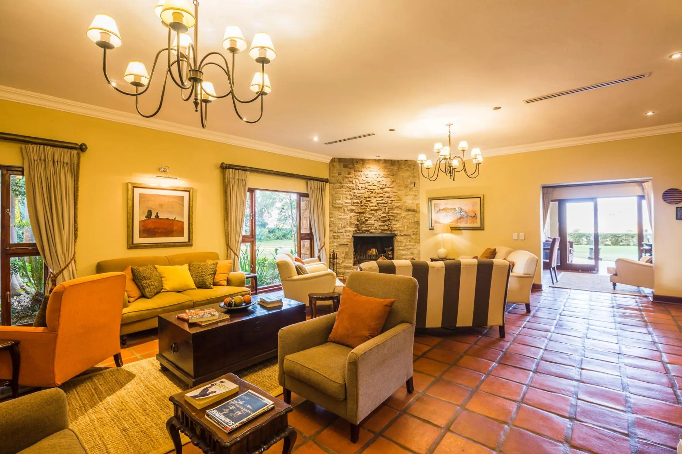 Living room in Sondela Nature Reserve & Spa Country House