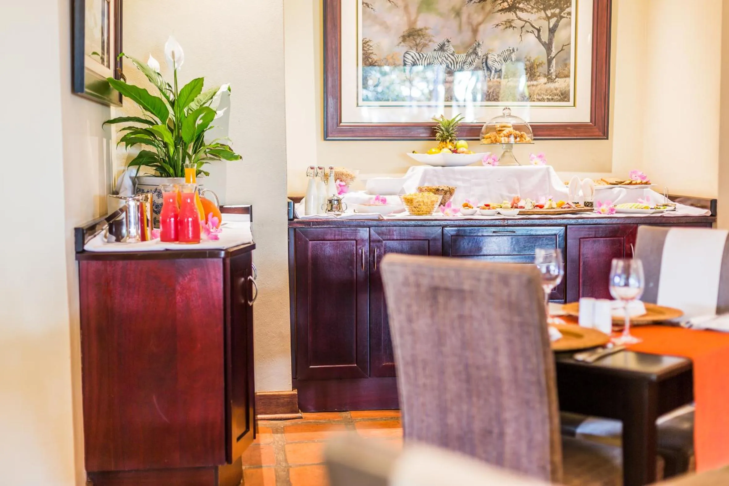 Restaurant/places to eat in Sondela Nature Reserve & Spa Country House