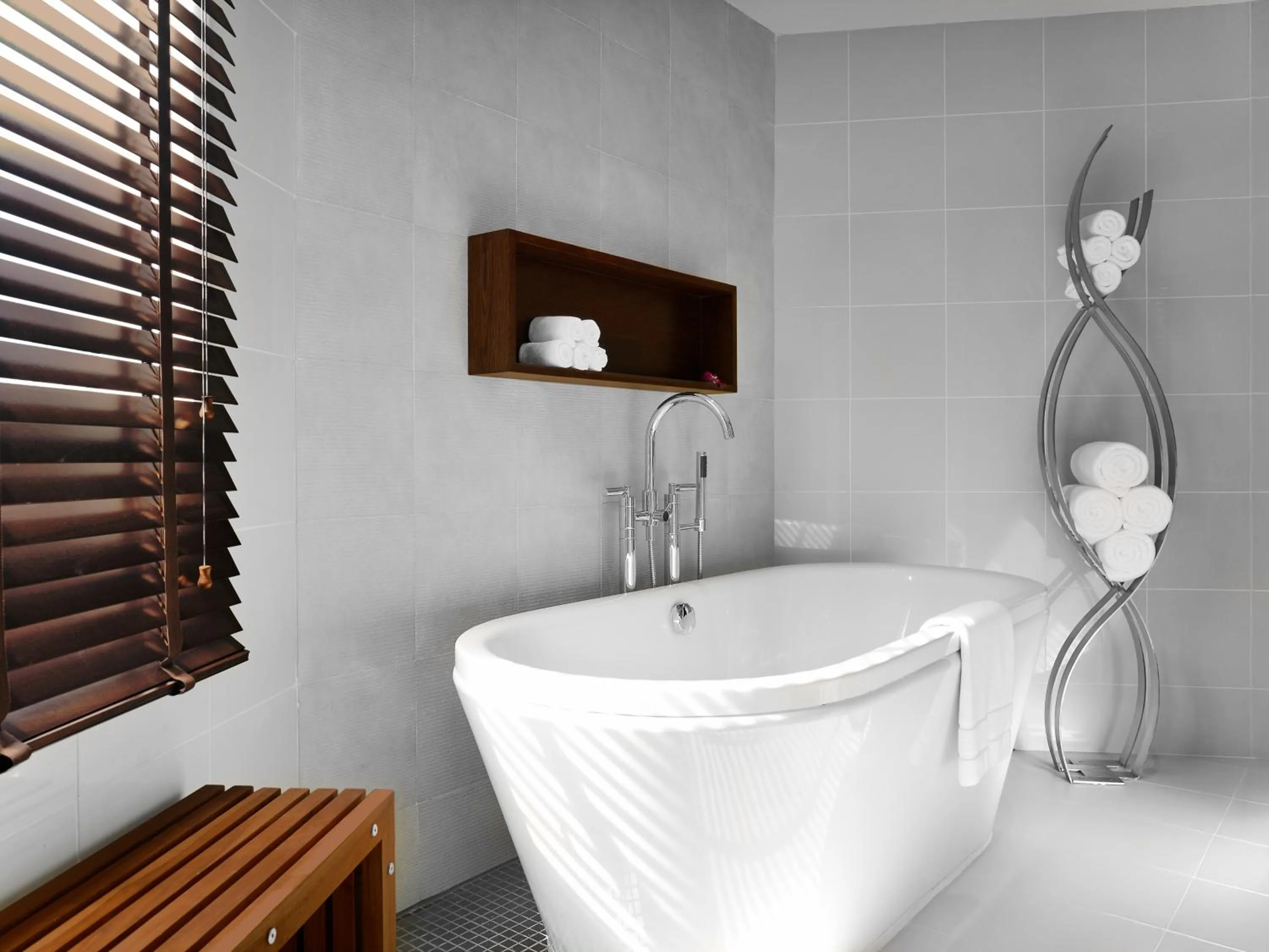 Bath in NH Bangkok Asoke