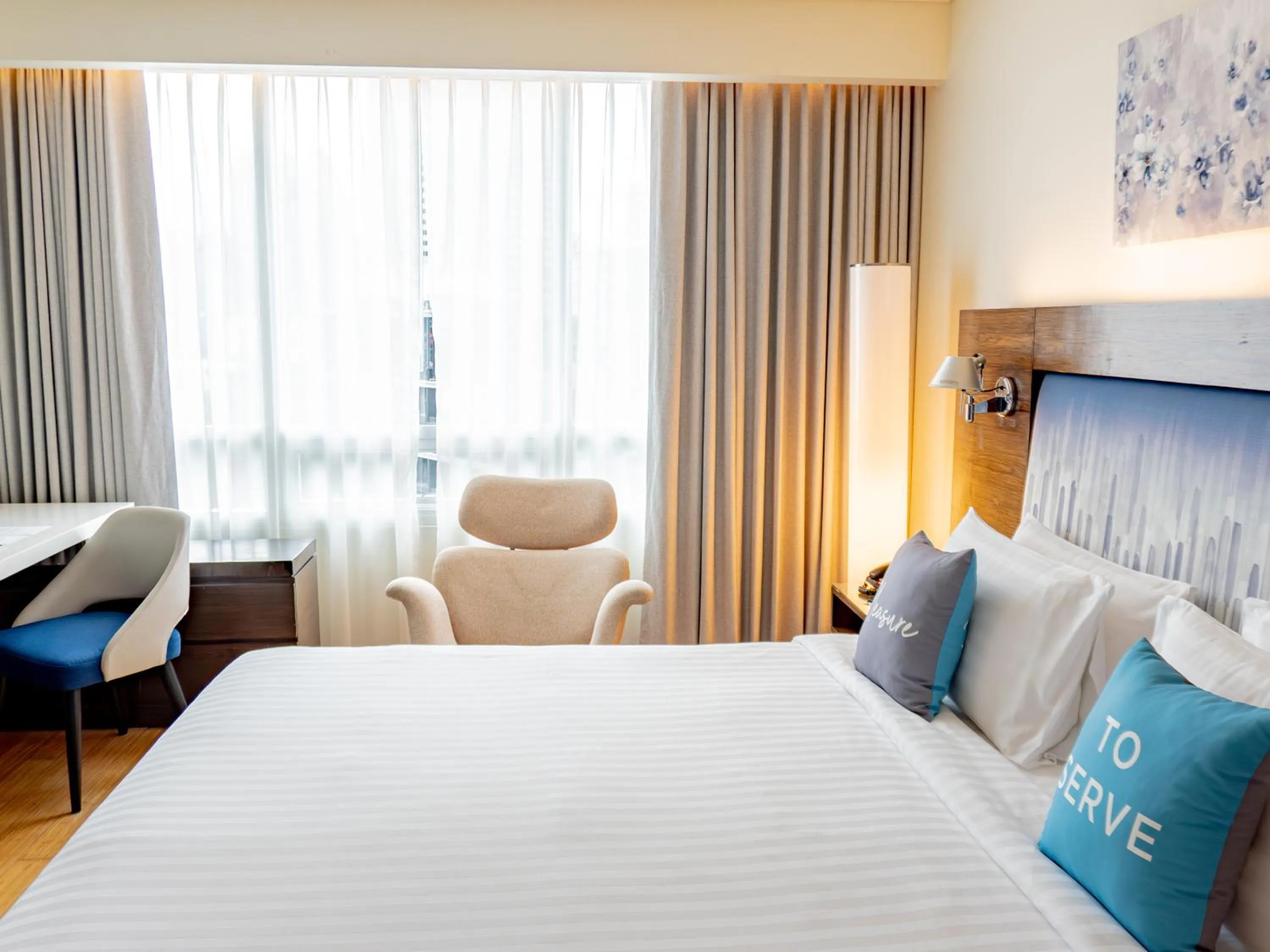 City view, Bed in NH Bangkok Asoke