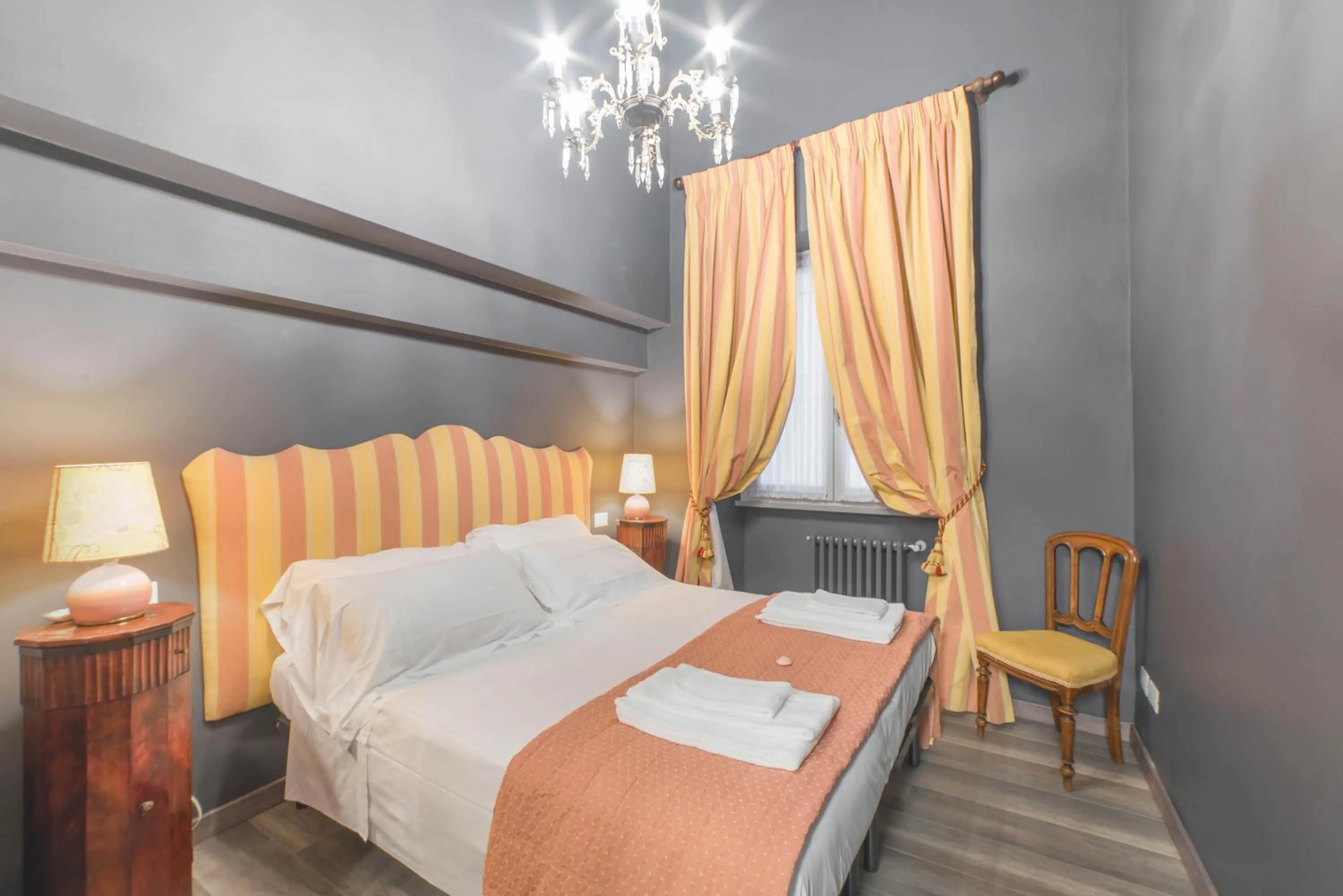 Bedroom, Bed in Appartamento Cellini
