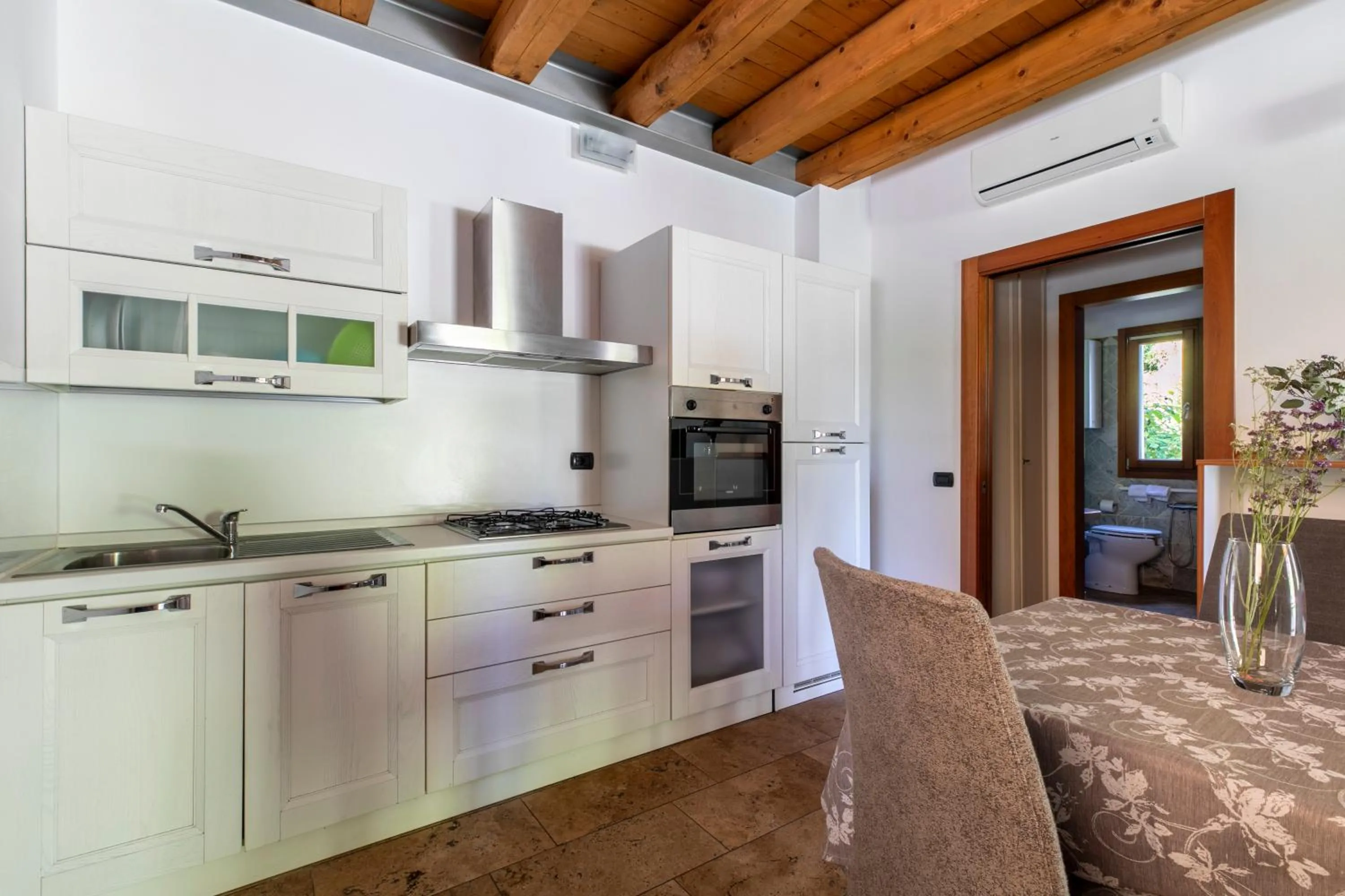 Kitchen or kitchenette in Agriturismo Porcaloca