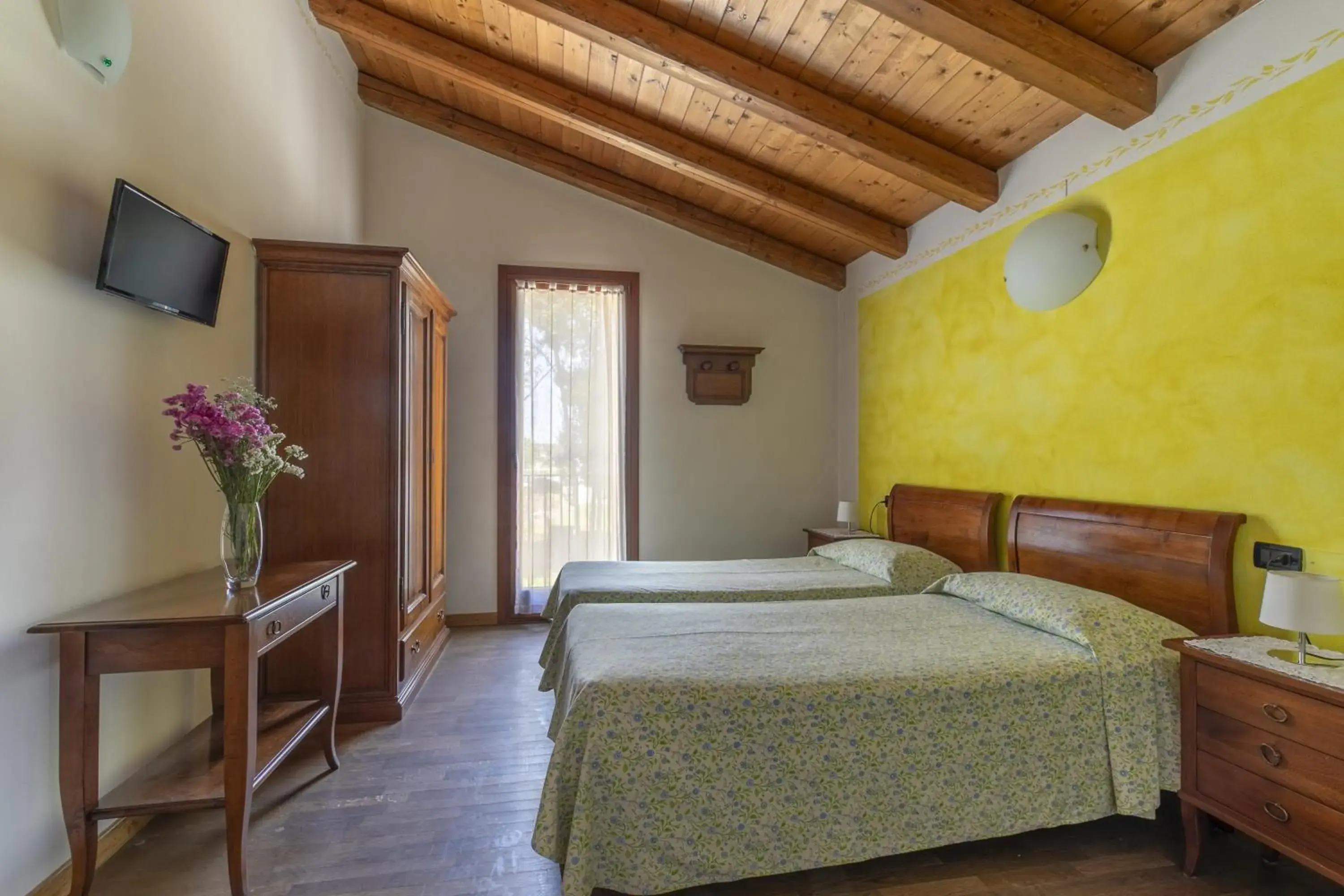 Deluxe Twin Room in Agriturismo Porcaloca Deluxe Twin Room in Agriturismo Porcaloca