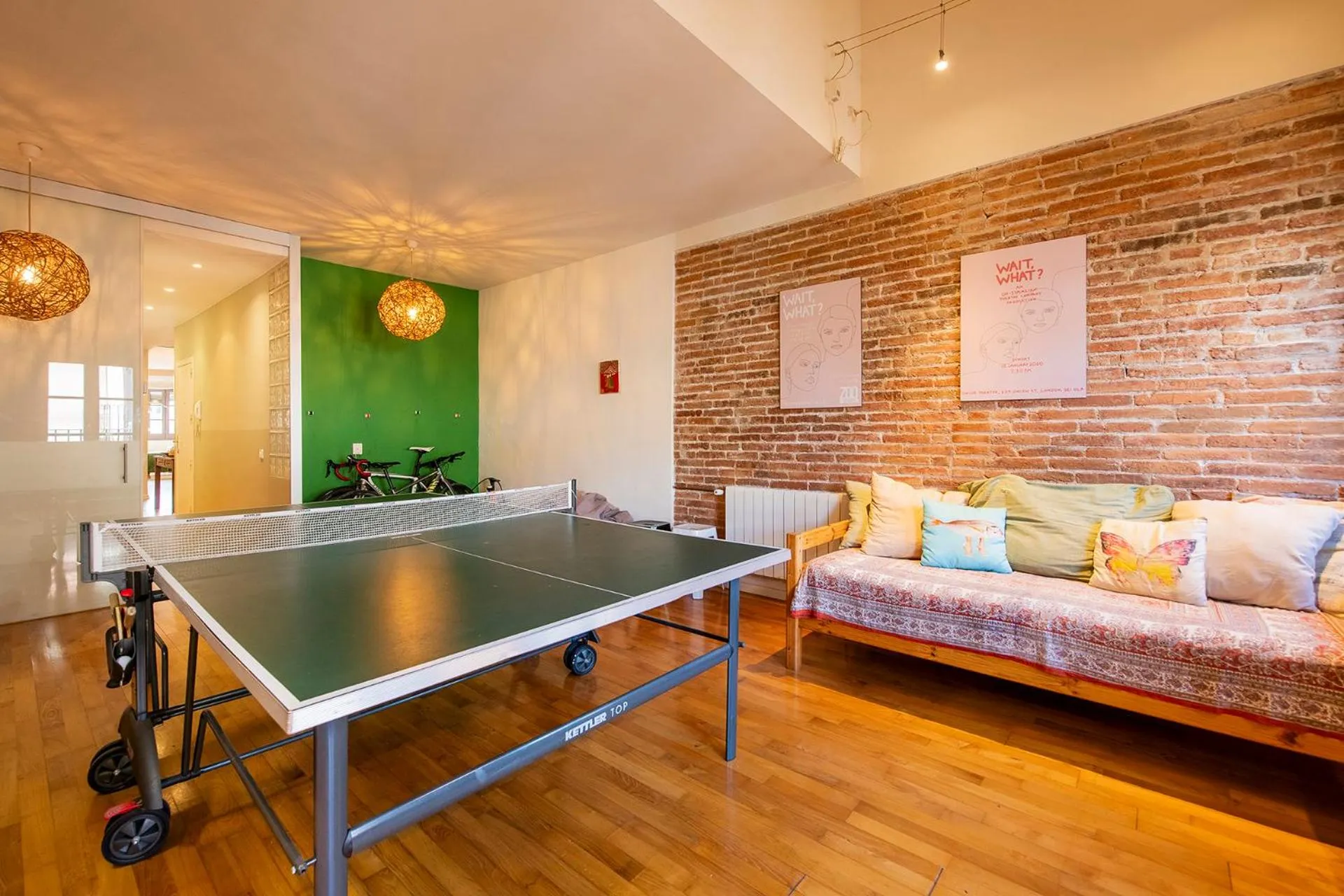 Sleep & Stay- Luxury top floor apt with terrace