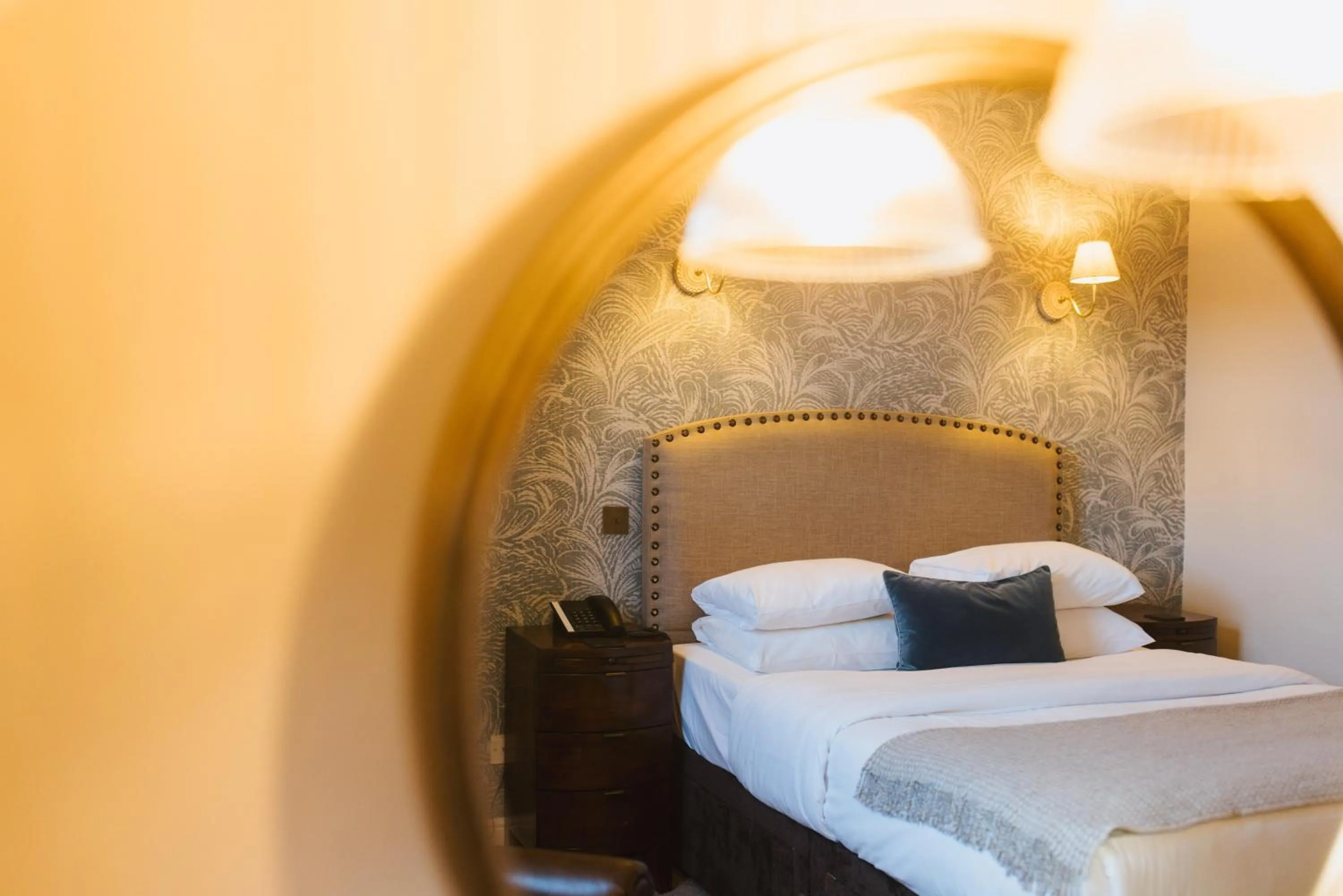 Bedroom, Bed in Tower Hotel