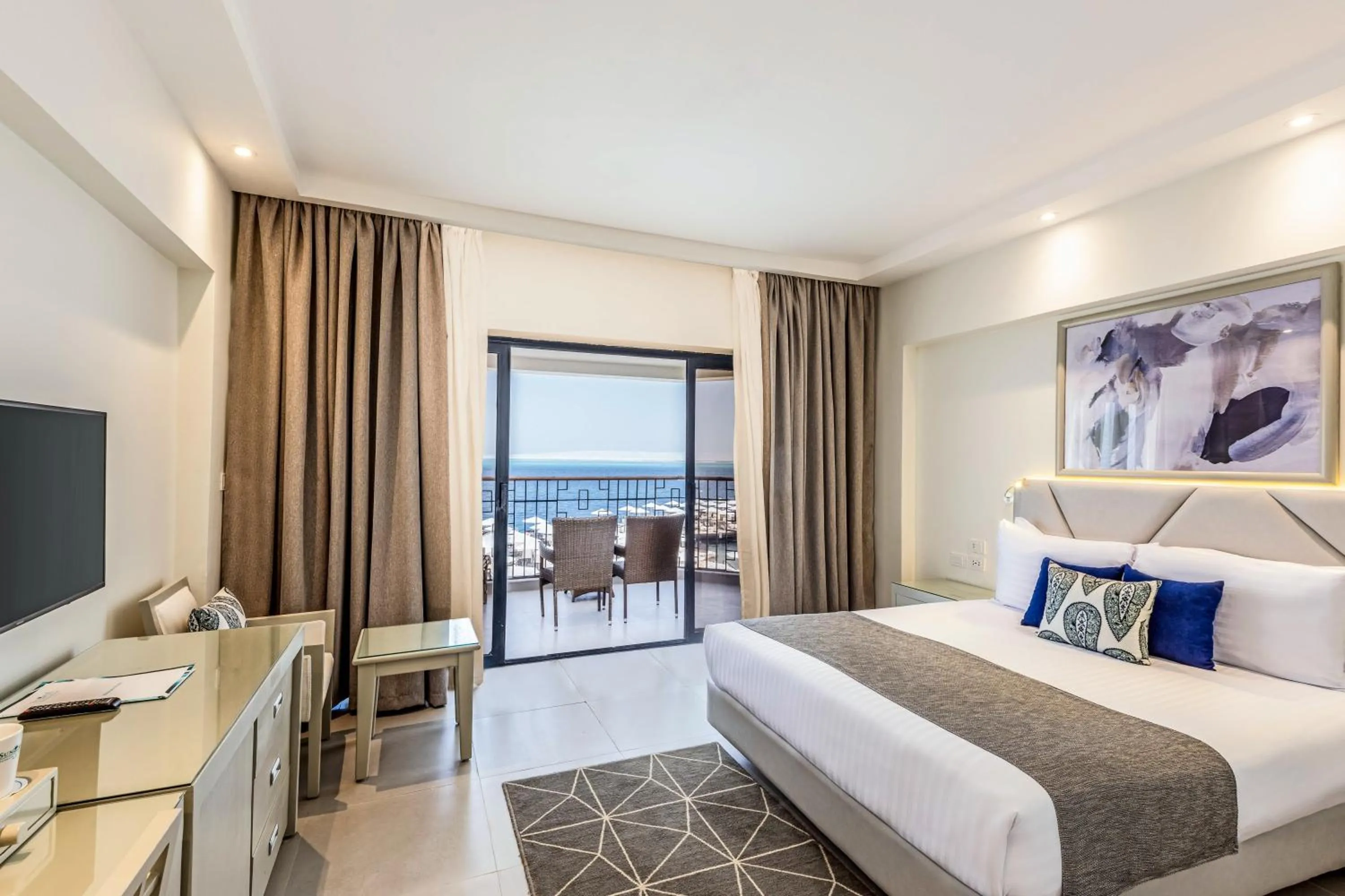 Bedroom, Bed in Sunrise Holidays Resort -Adults Only