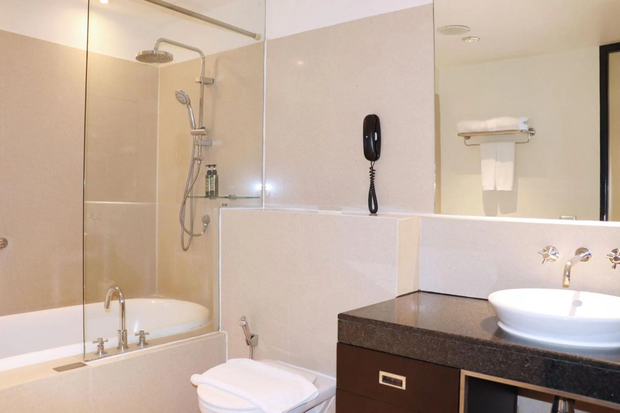 The Quarter Saladaeng by UHG