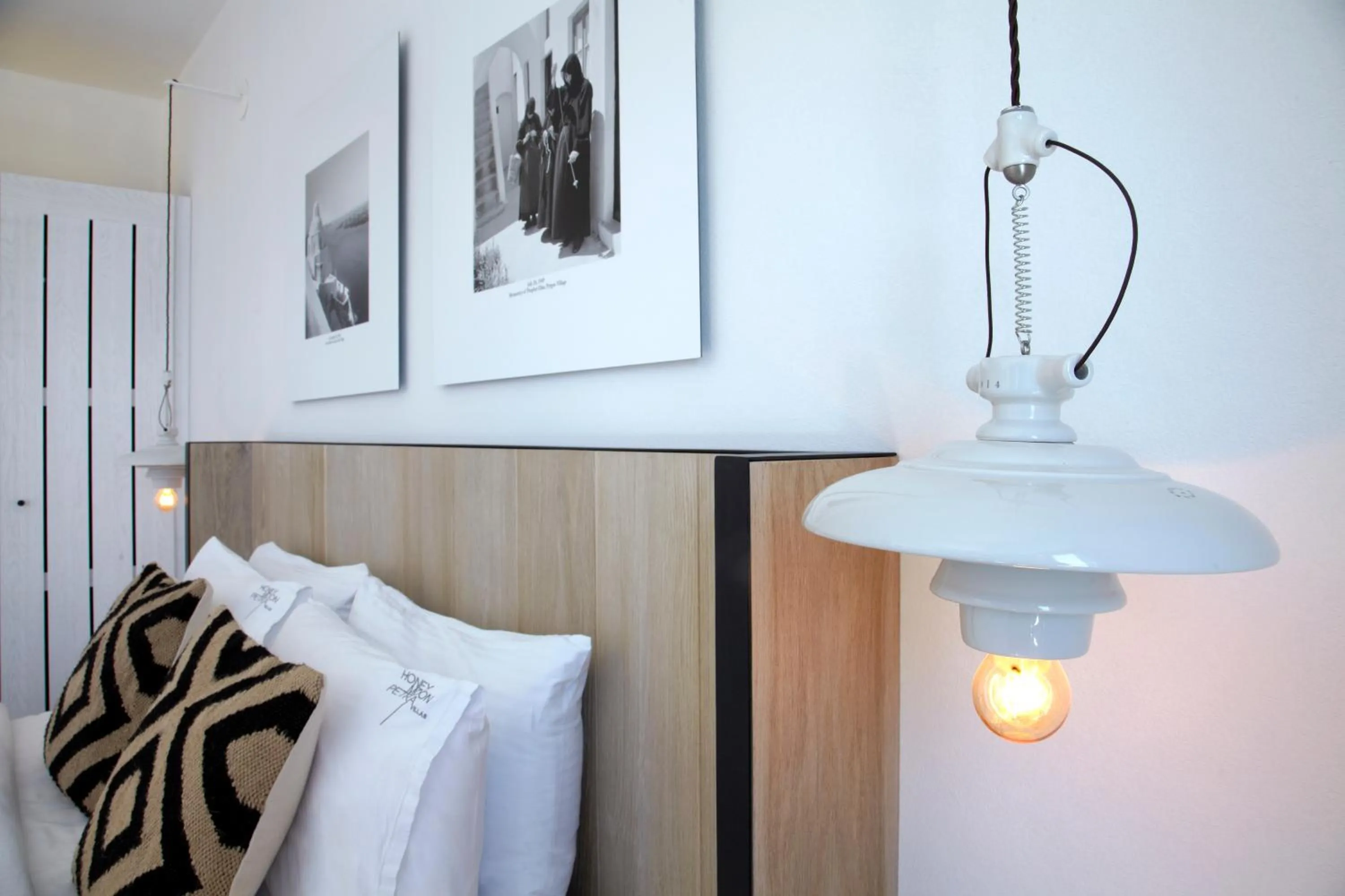 Bed in Honeymoon Petra Villas