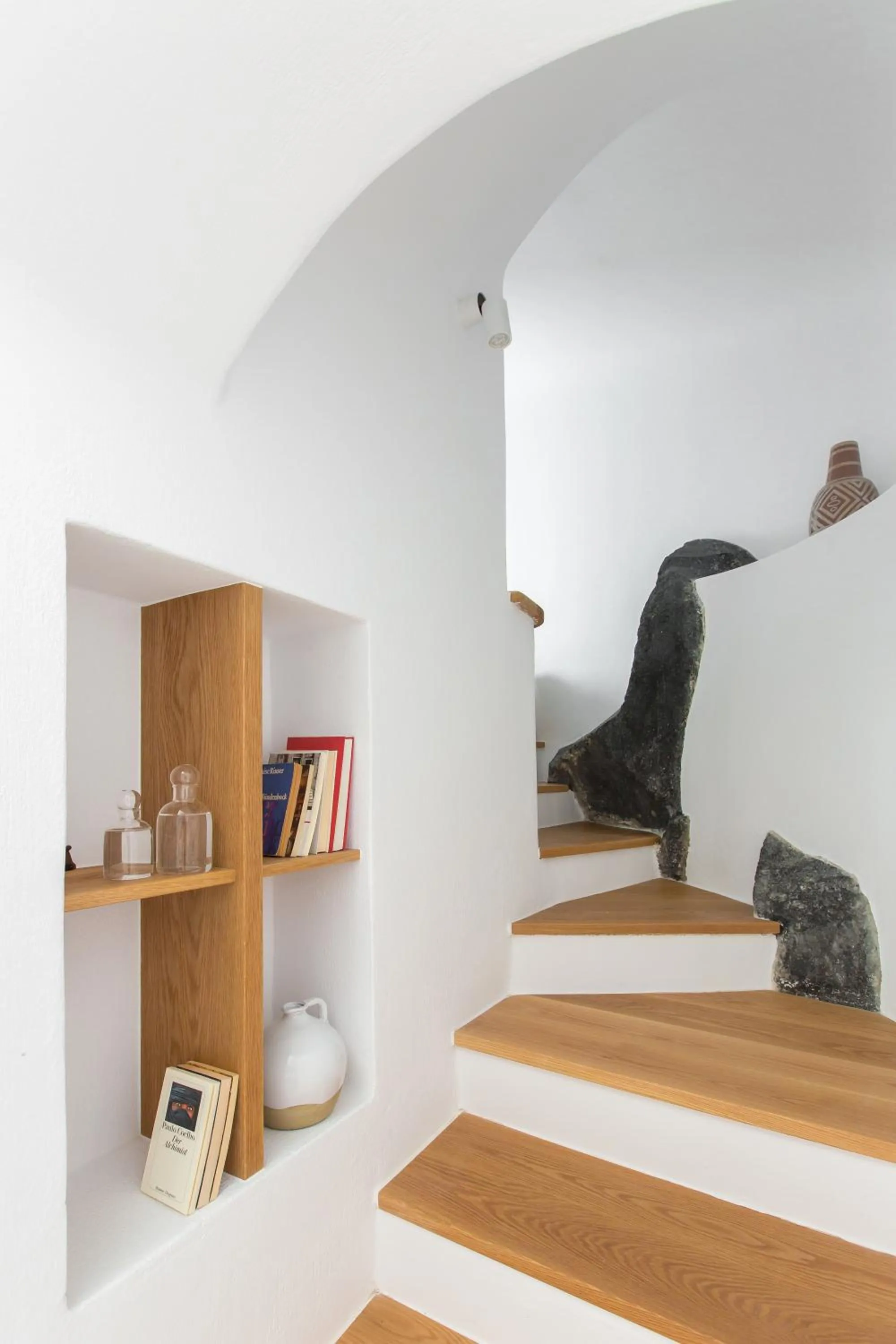 Library in Honeymoon Petra Villas