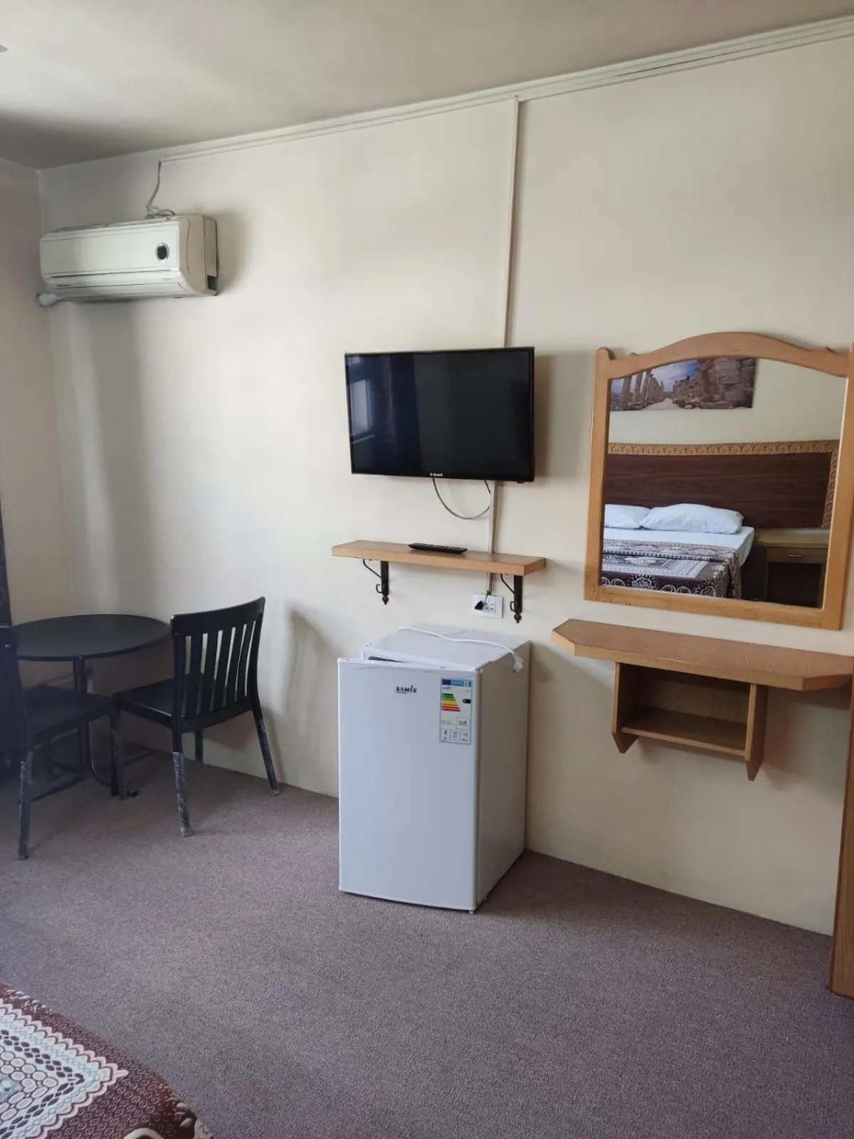 minibar in Asia Hotel