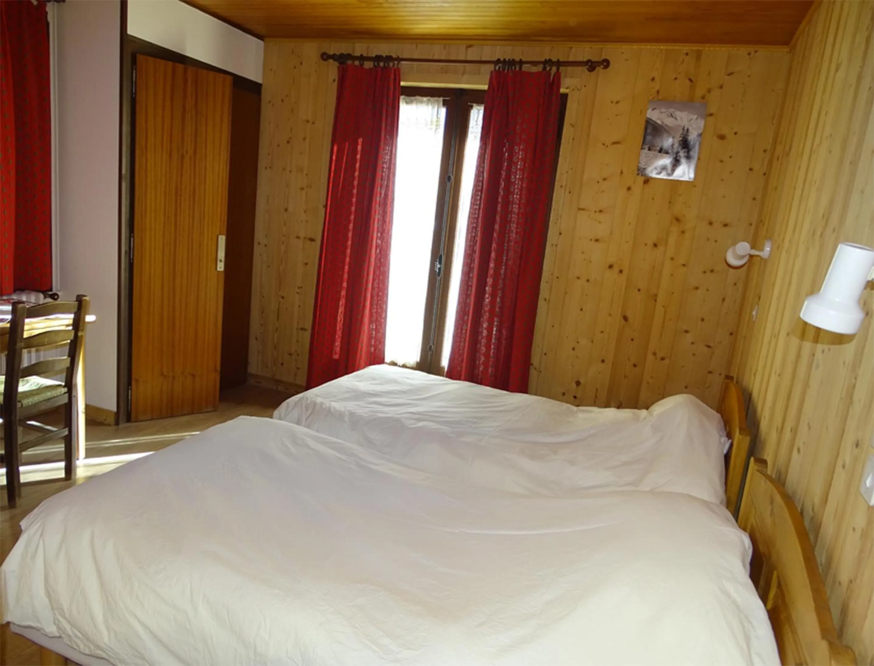 Photo of the whole room in Chalet La Barme Les Houches Vallée de Chamonix