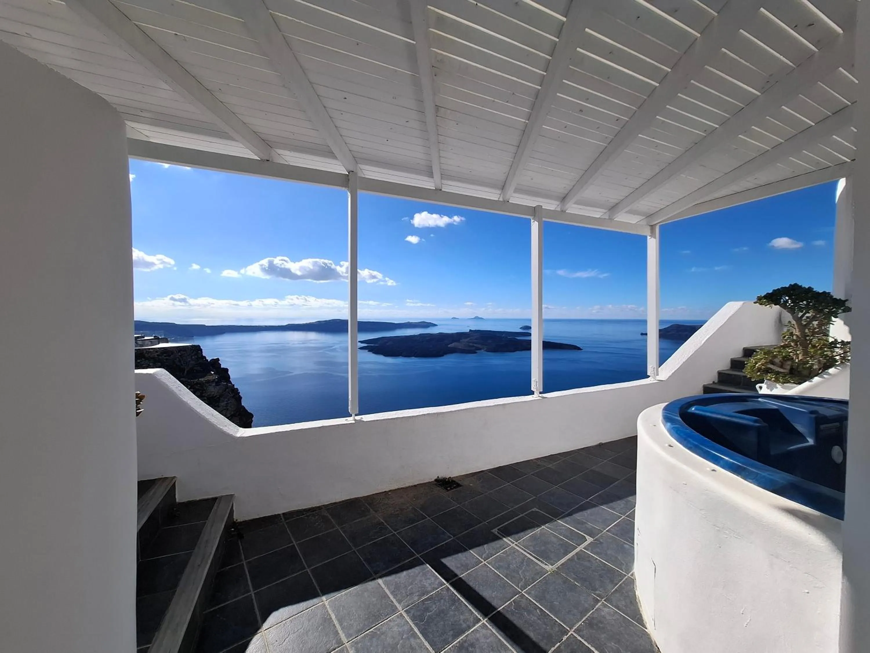 Aeolos Art & Eco Suites Adults Only