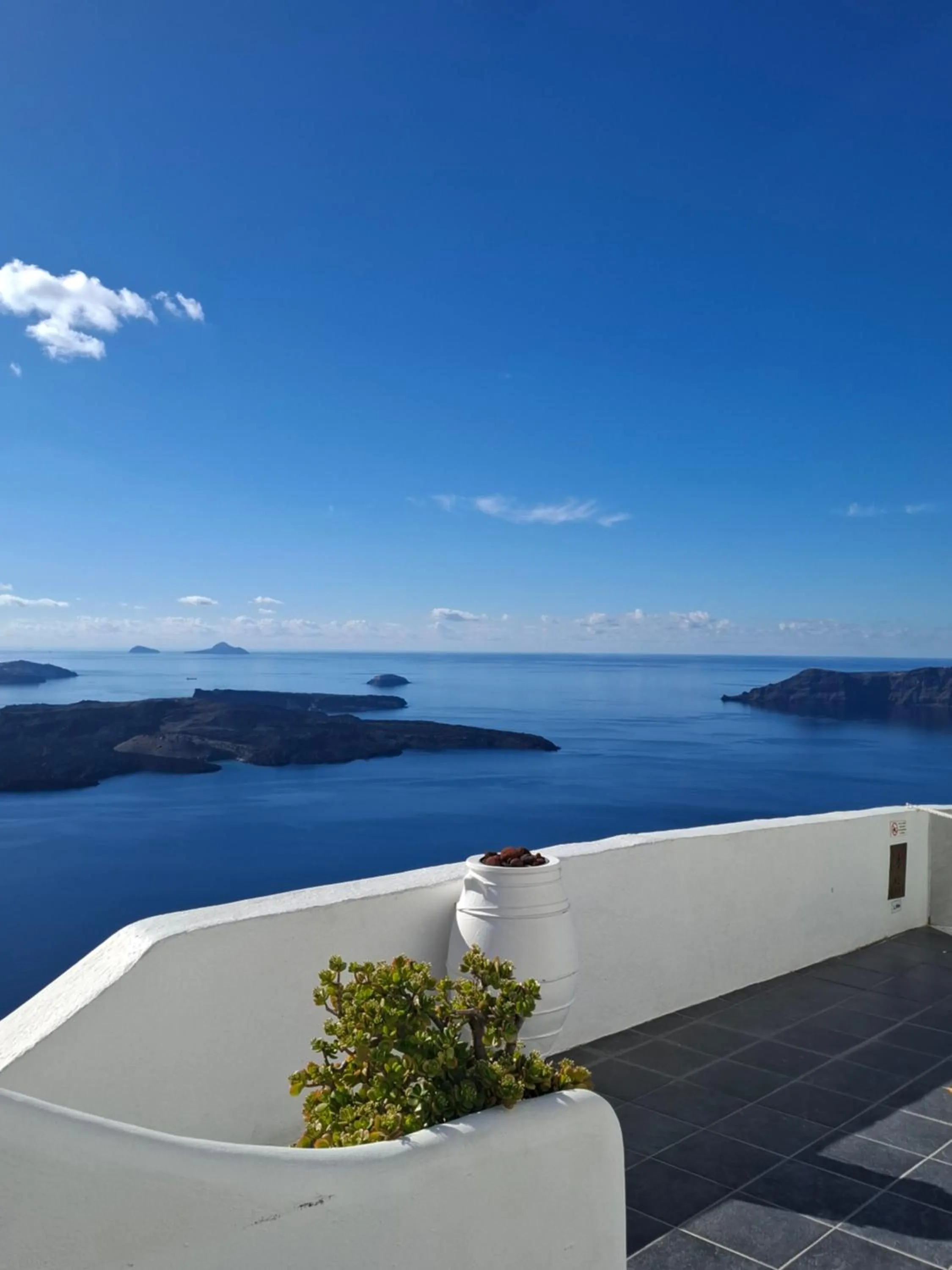 Aeolos Art & Eco Suites Adults Only