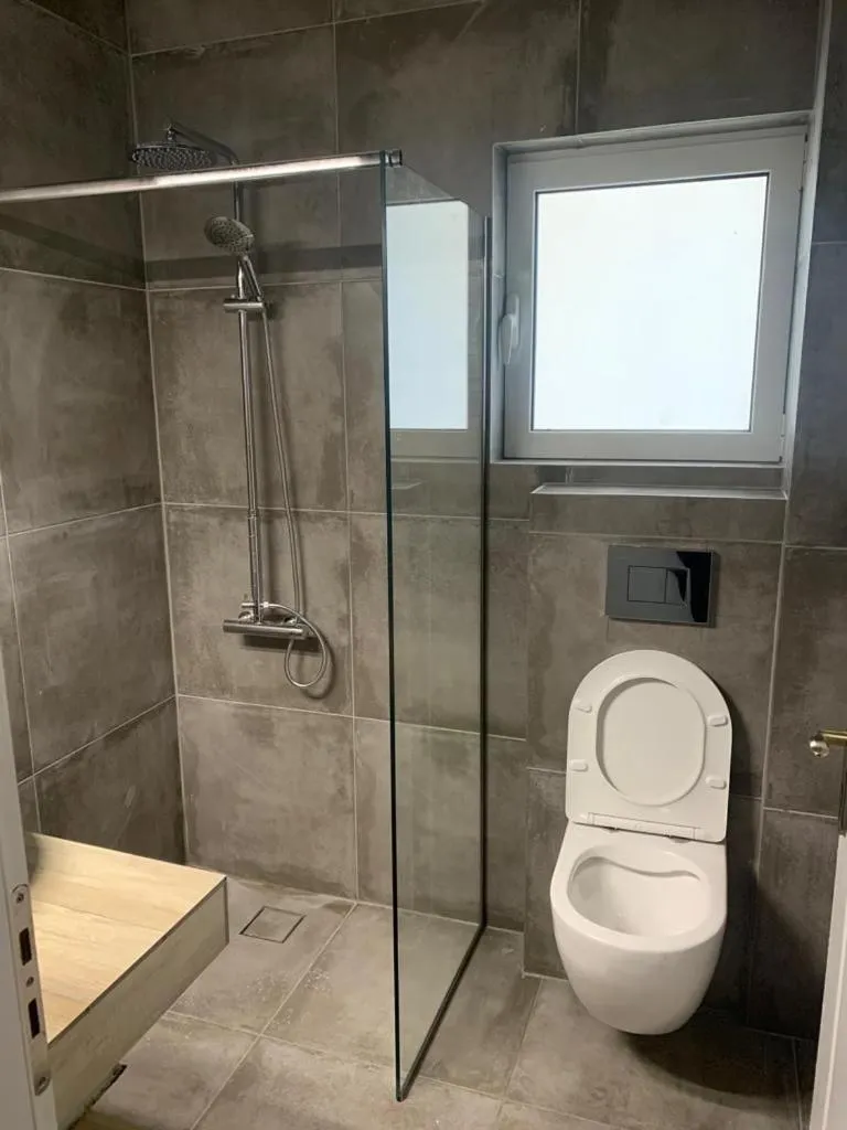 Bathroom in Alkistis Hotel