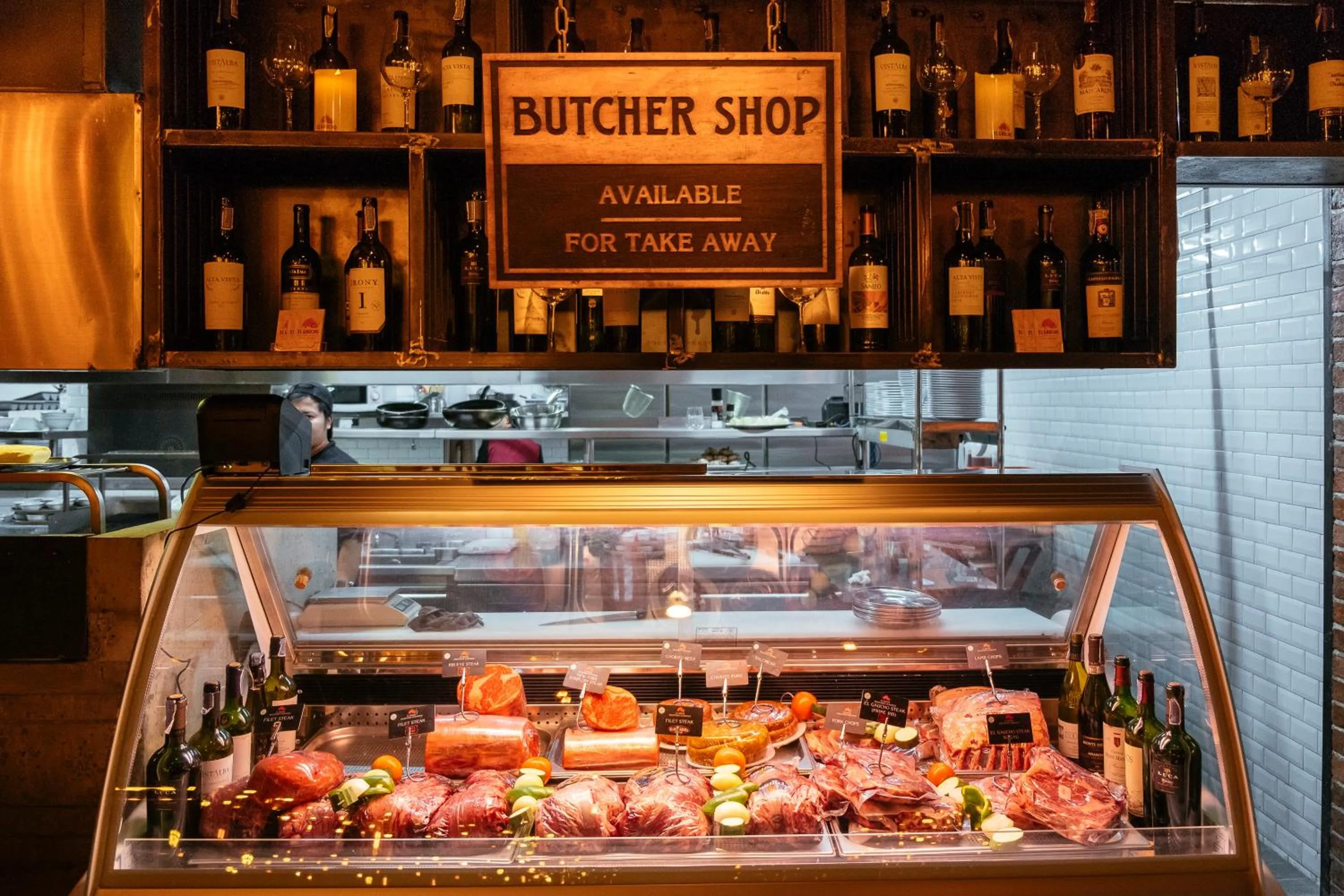 Restaurant/places to eat in Mercure Bangkok Sukhumvit 11