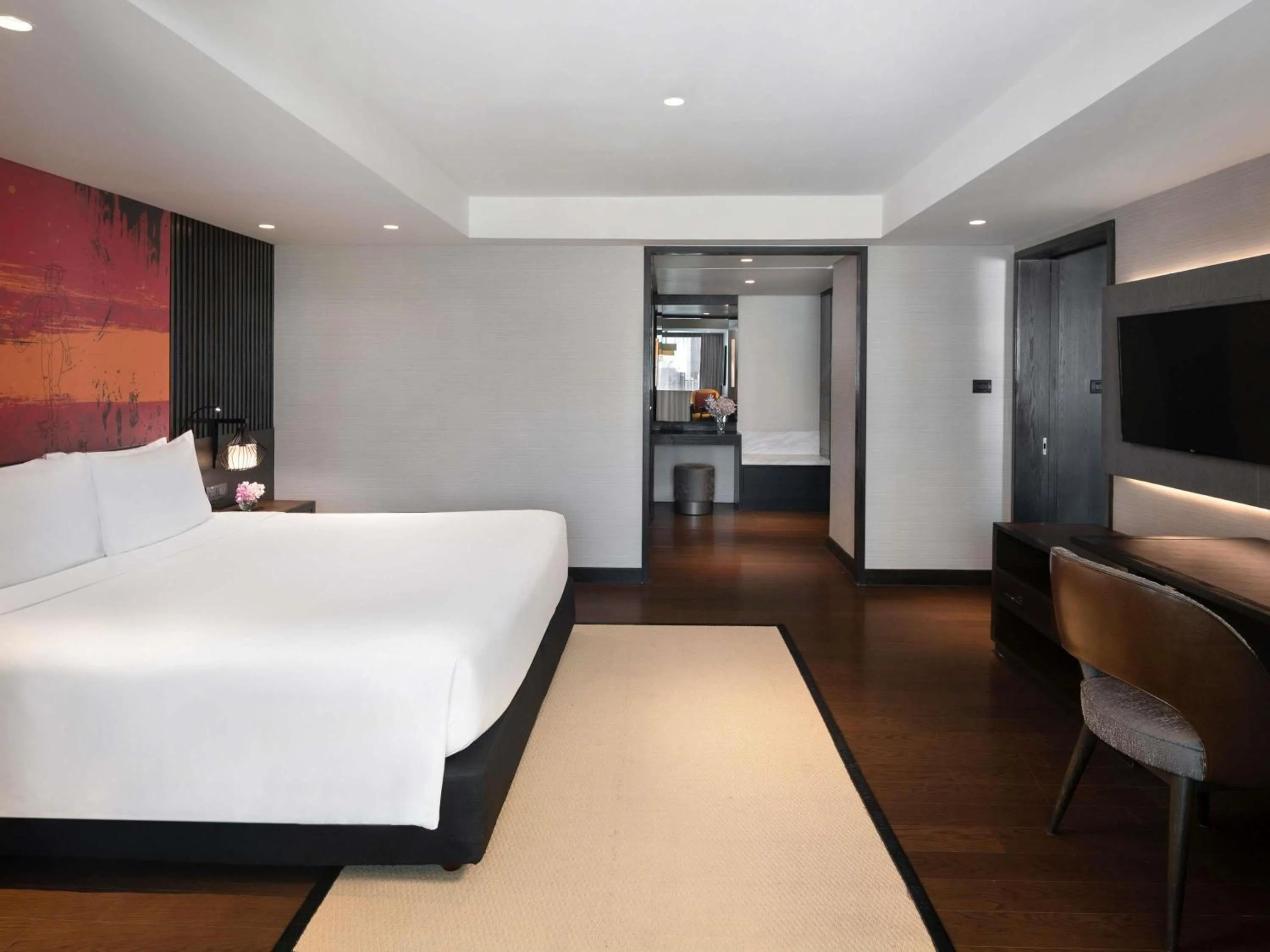 Bedroom, Bed in Mercure Bangkok Sukhumvit 11