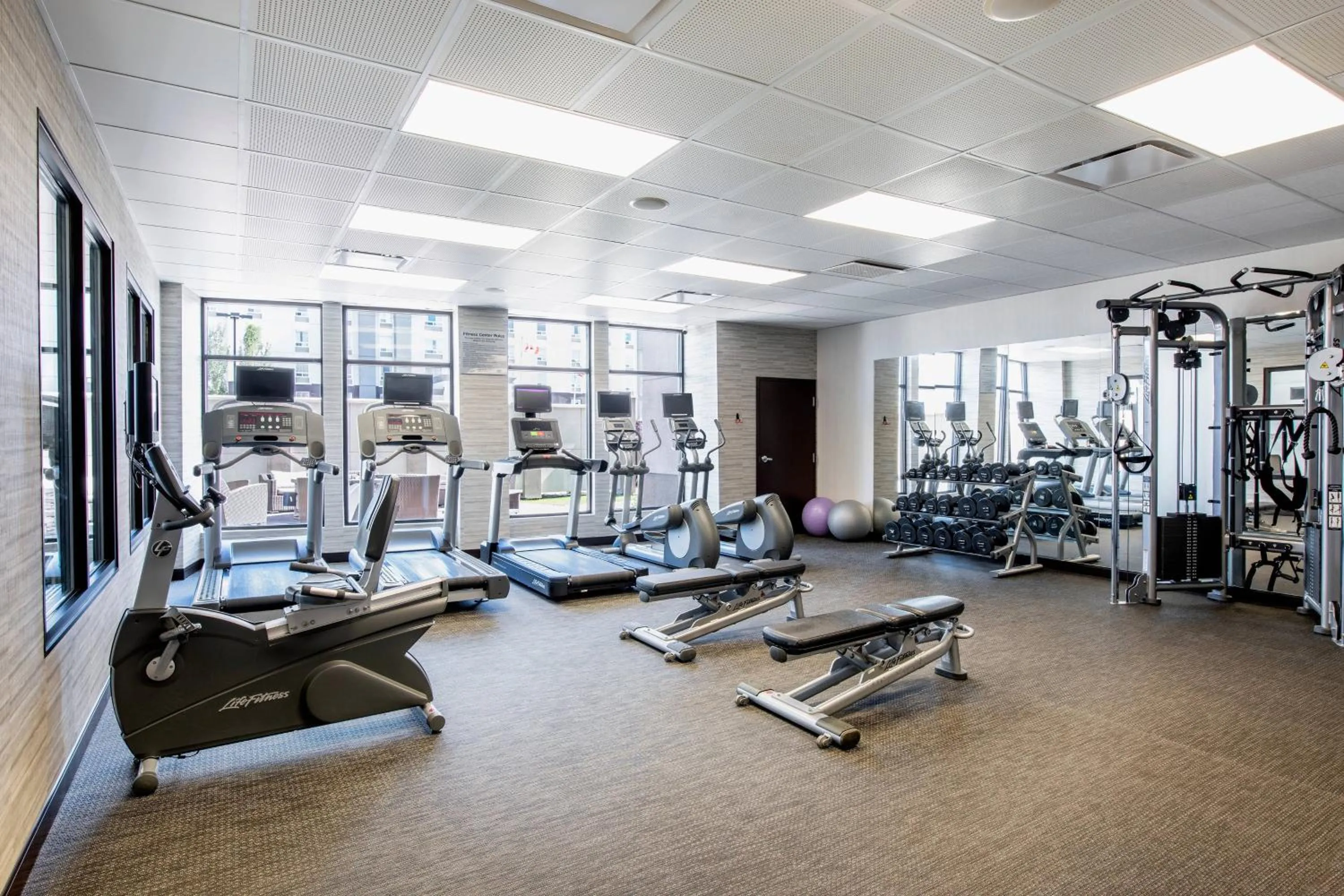 Fitness centre/facilities in Courtyard by Marriott Edmonton West