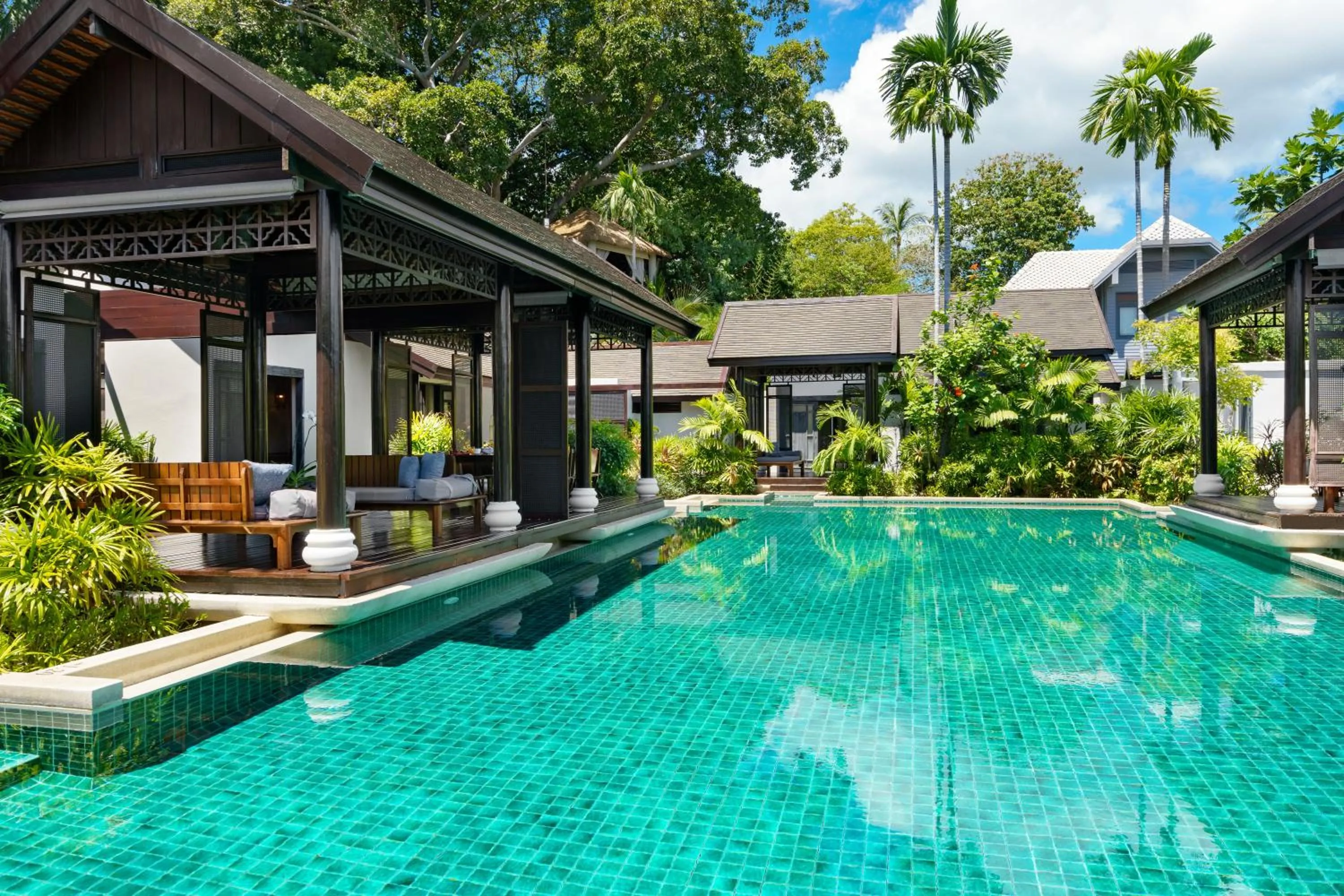 Swimming pool in Anantara Lawana Koh Samui Resort