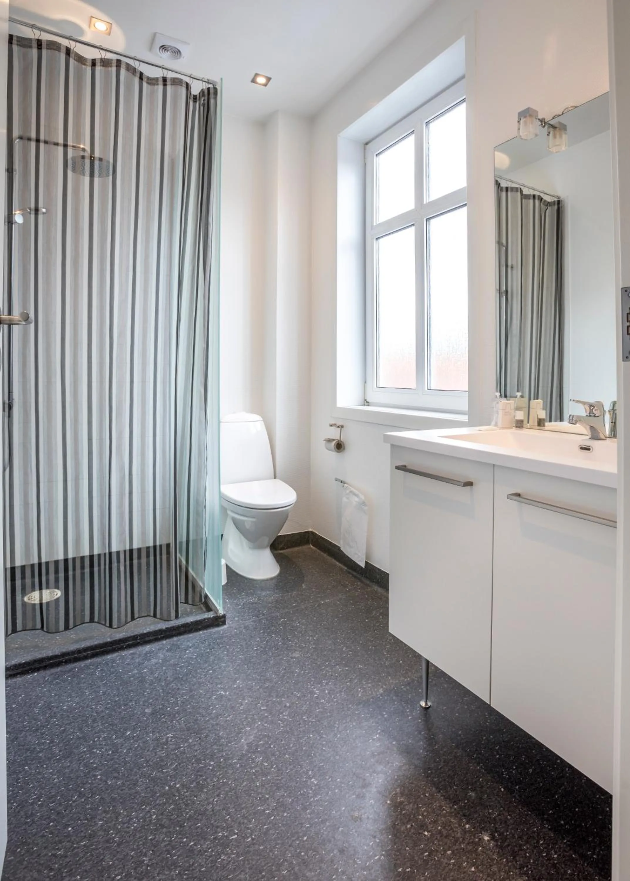 Bathroom in Hotel Ry