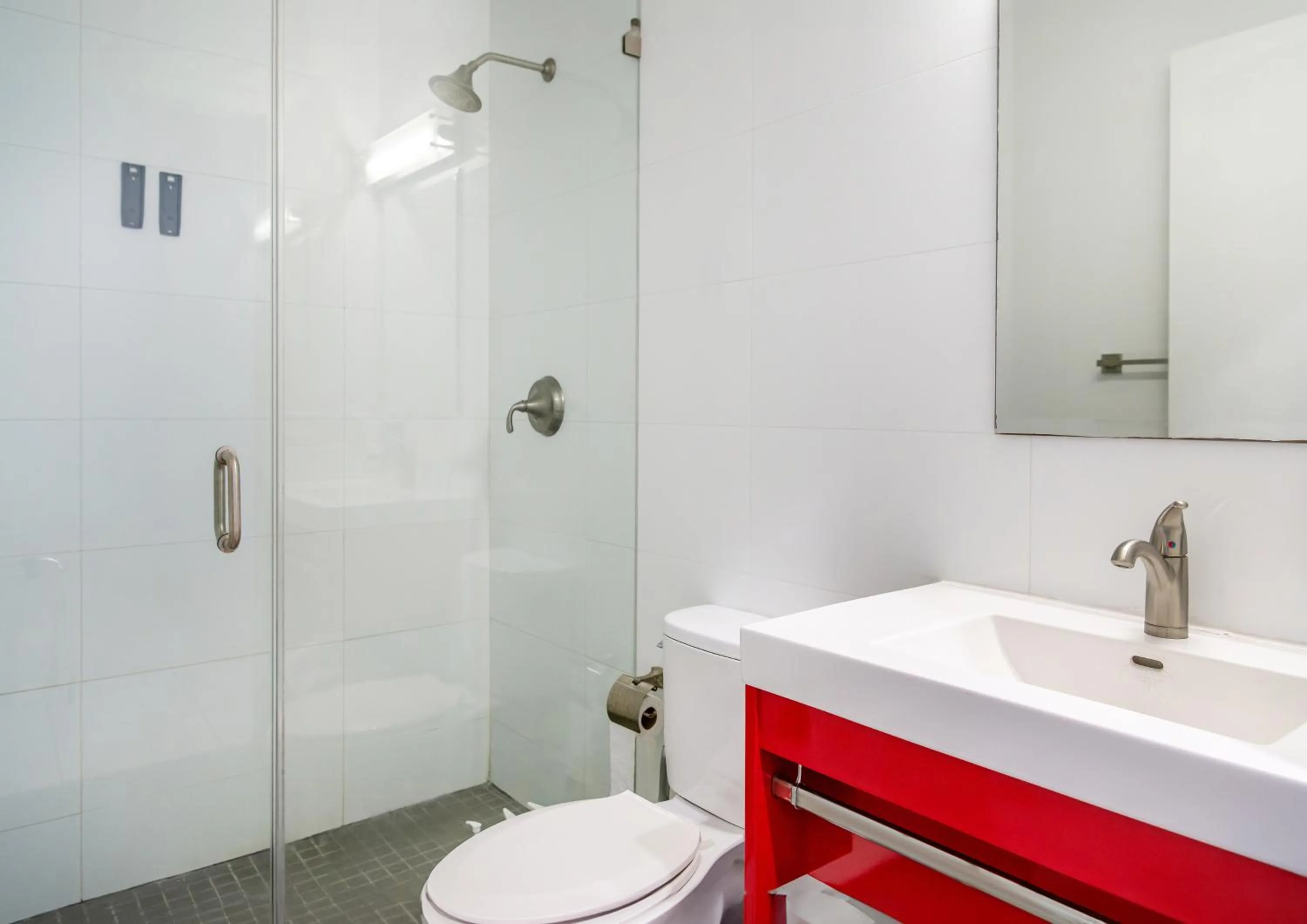 Shower in Costa Norte Boutique Hotel Miami Beach