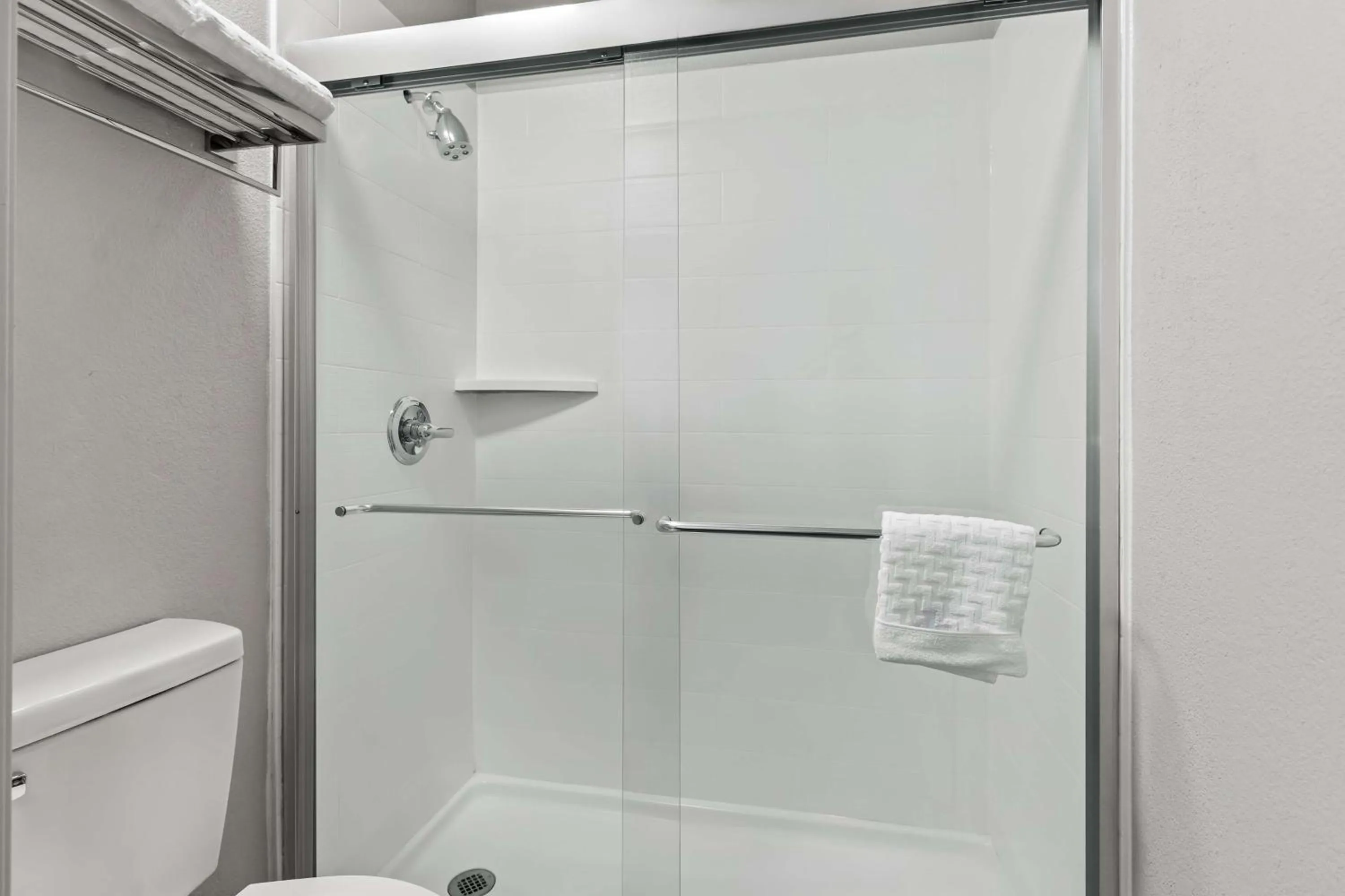 Shower in SureStay Hotel by Best Western Phoenix Airport