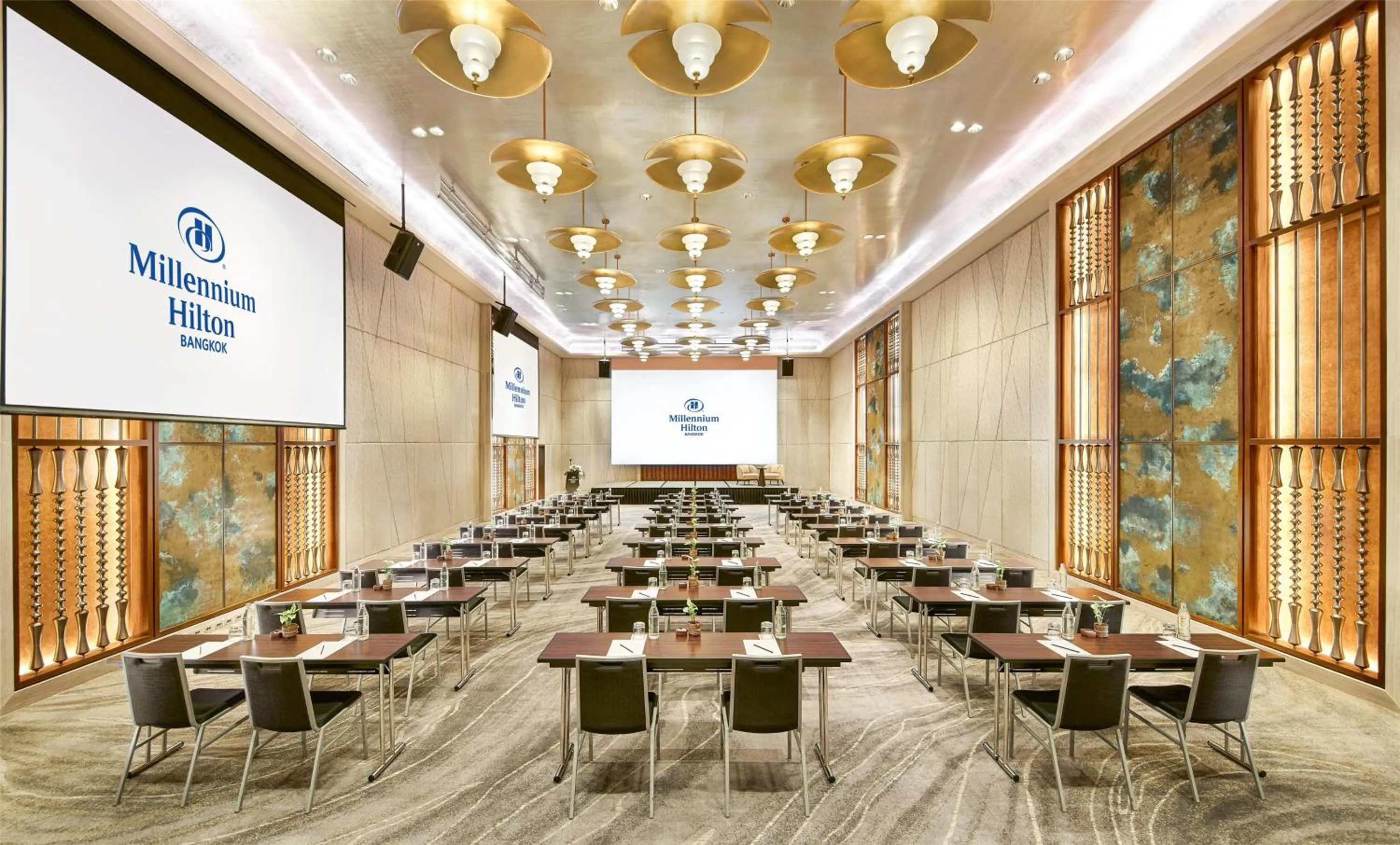 Meeting/conference room in Millennium Hilton Bangkok
