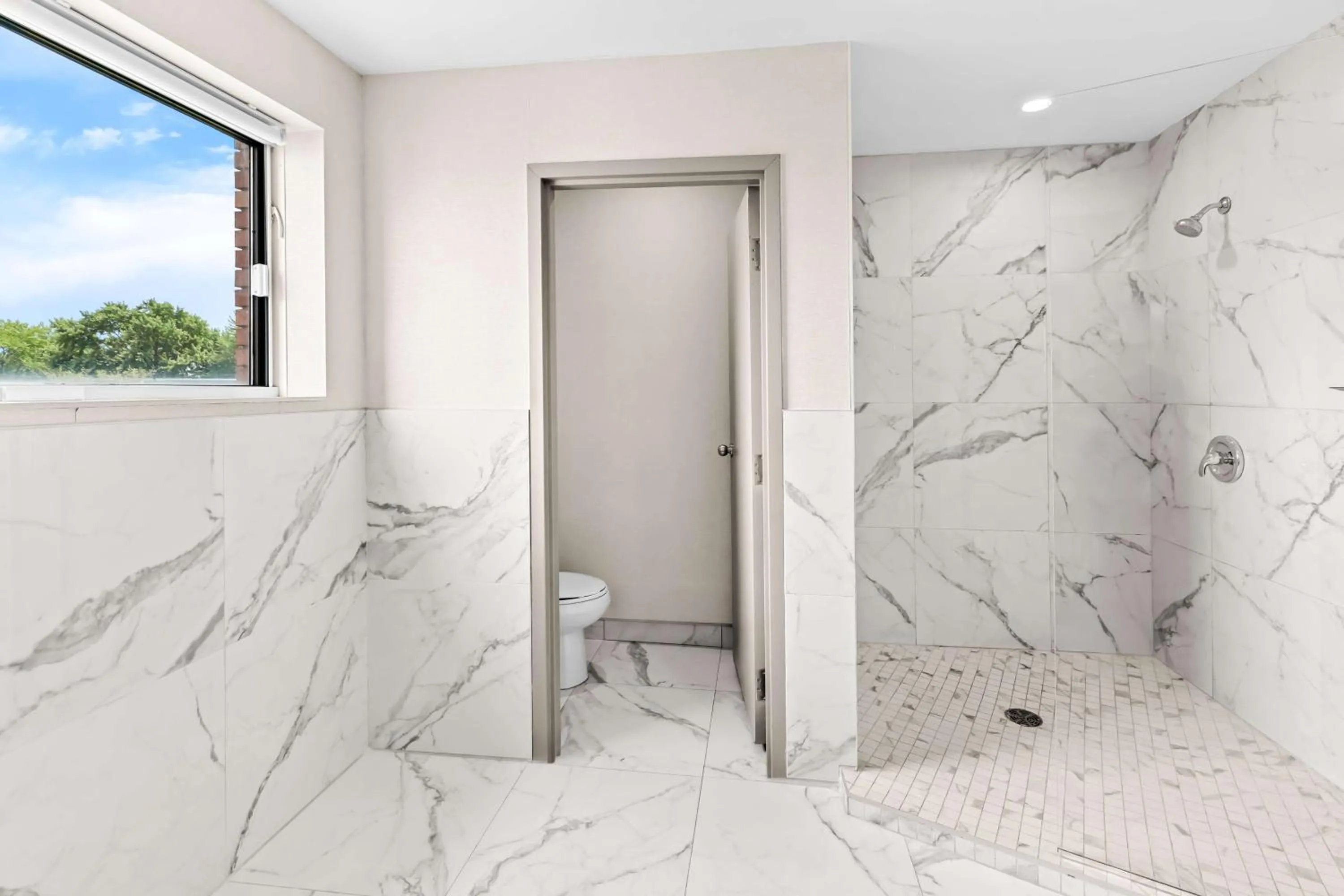 Bathroom in Best Western Plus Montreal East