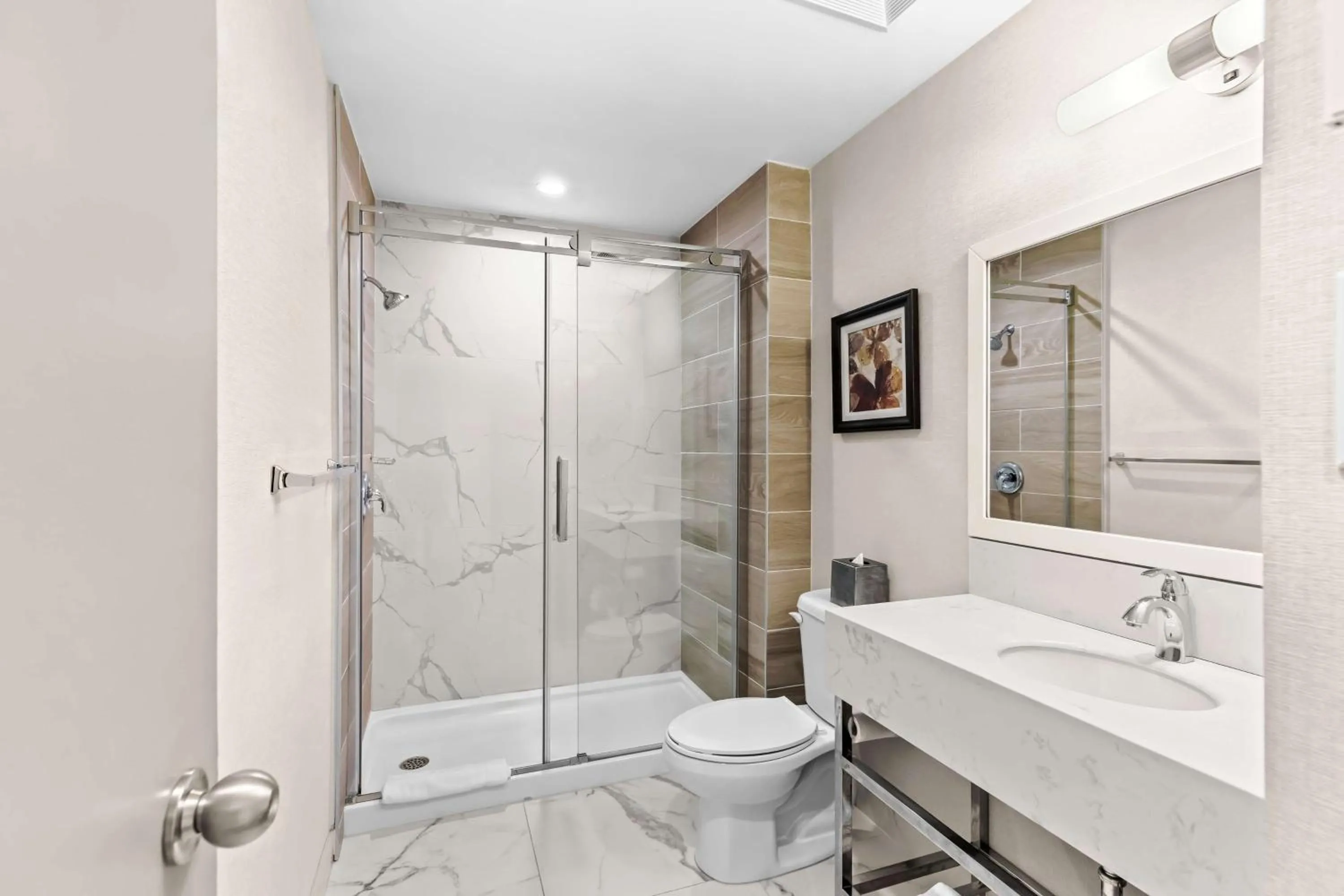 Bathroom in Best Western Plus Montreal East