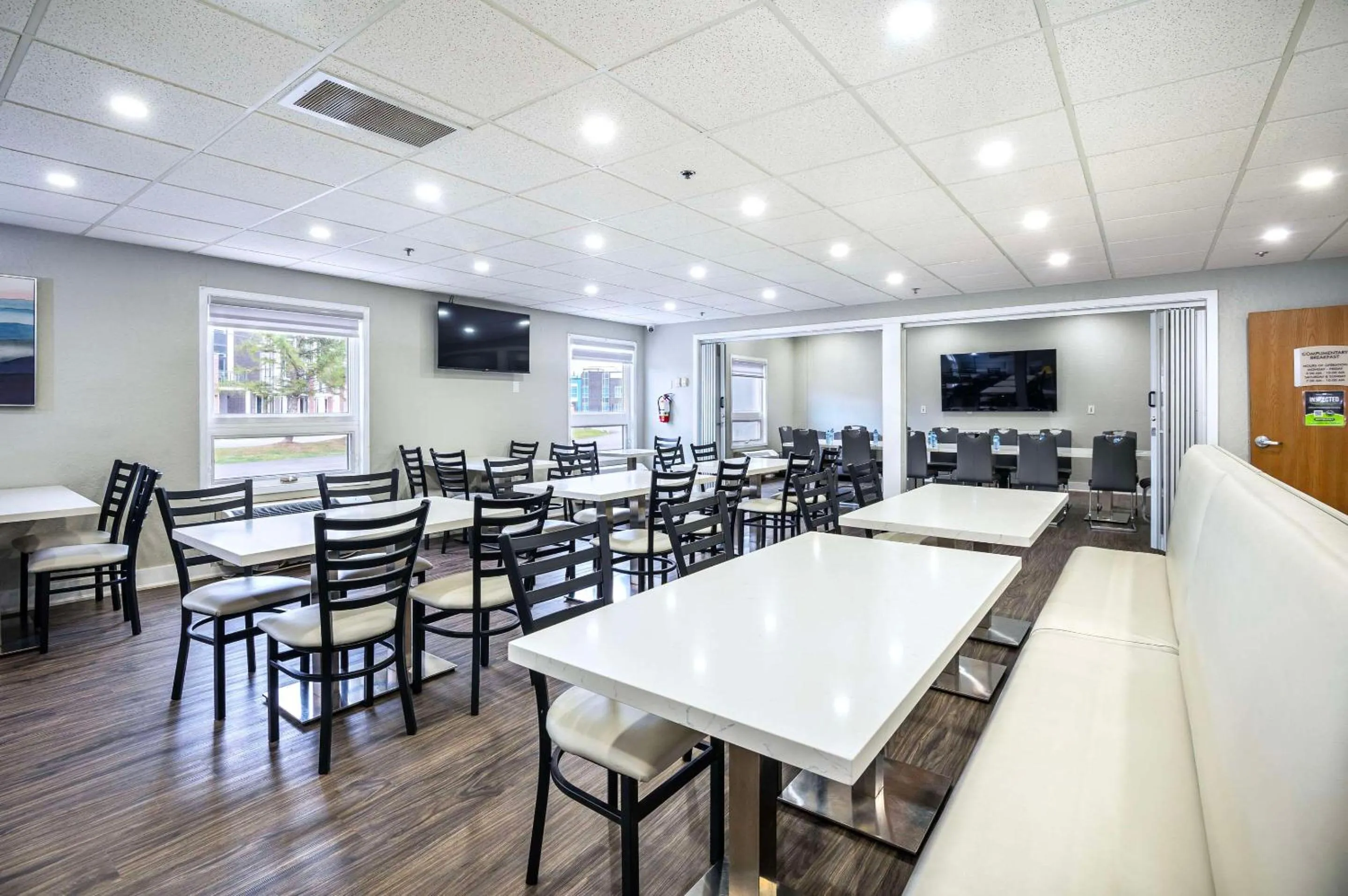 Breakfast in Quality Inn & Suites