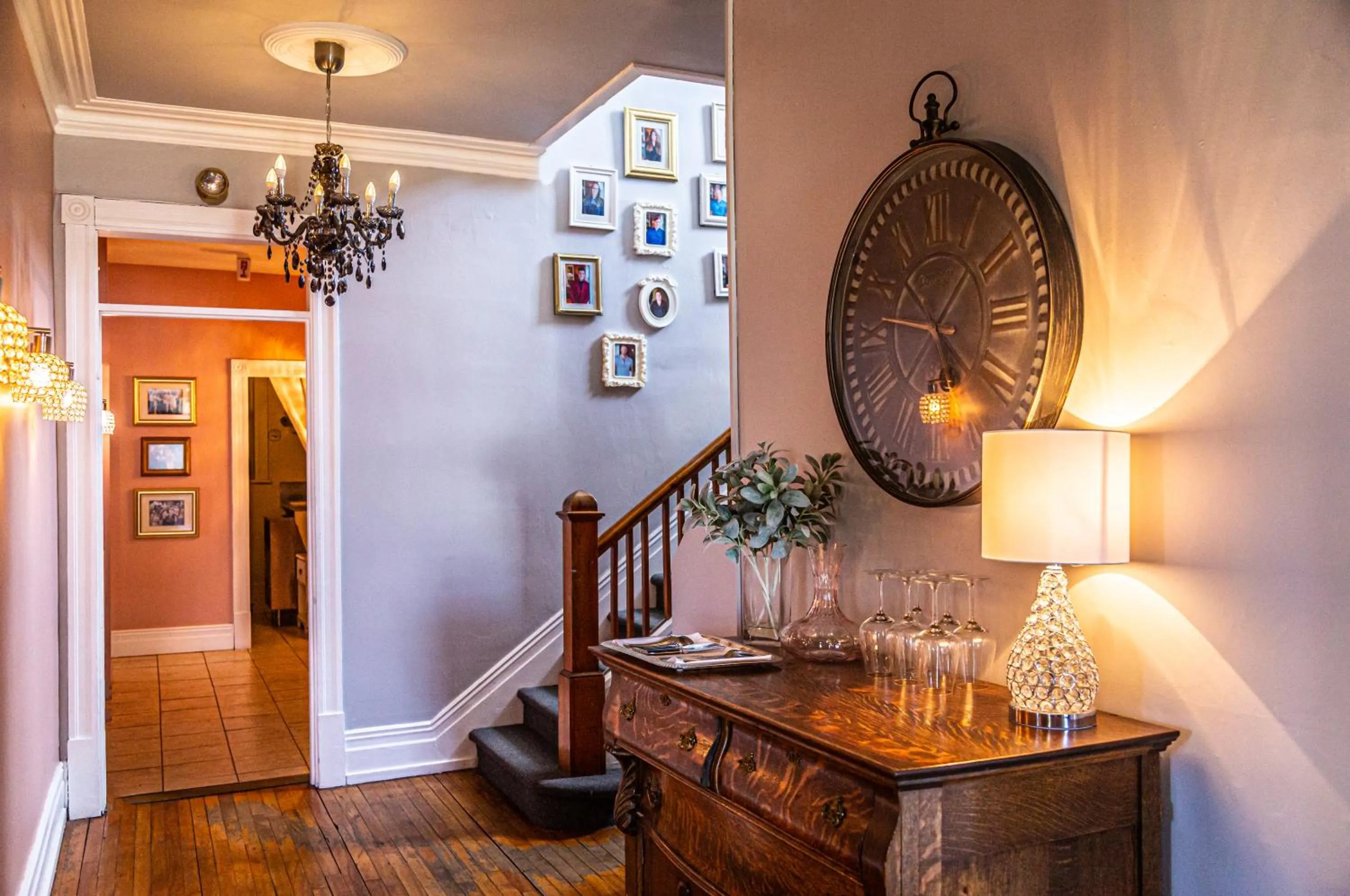 Restaurant/places to eat in Manoir Becancourt Hotel