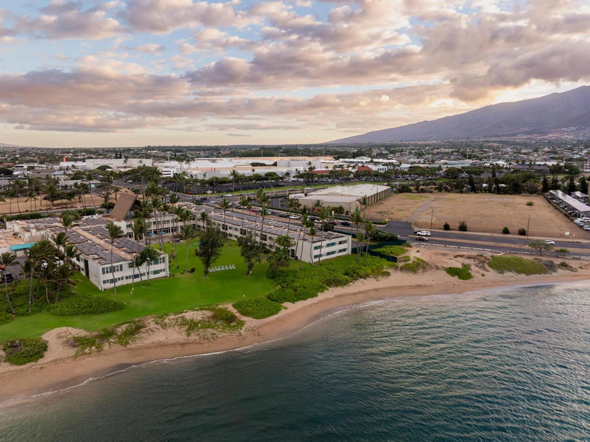 Bird's eye view in Maui Beach Hotel