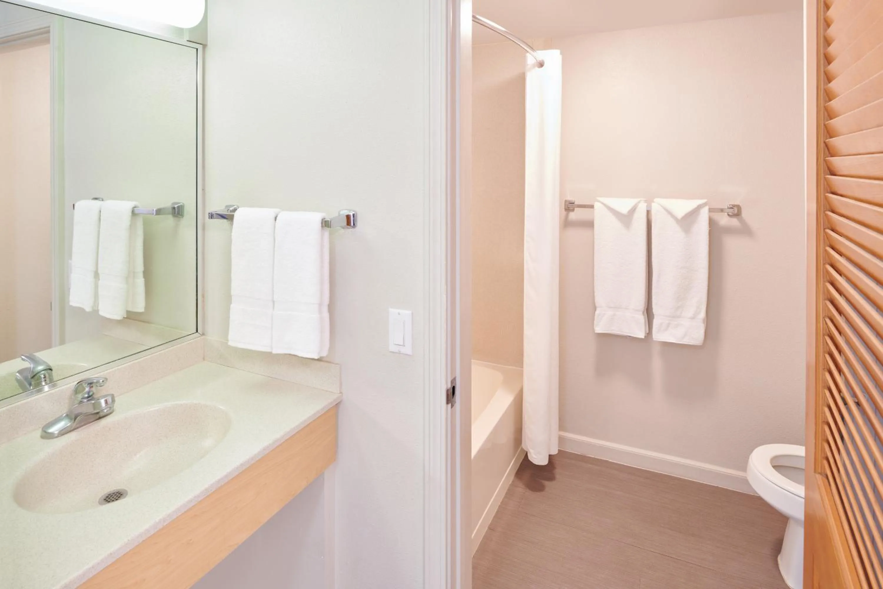 Bathroom in Maui Beach Hotel