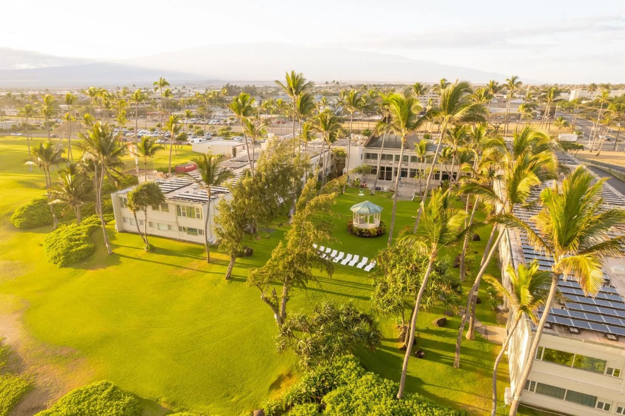 Property building in Maui Beach Hotel