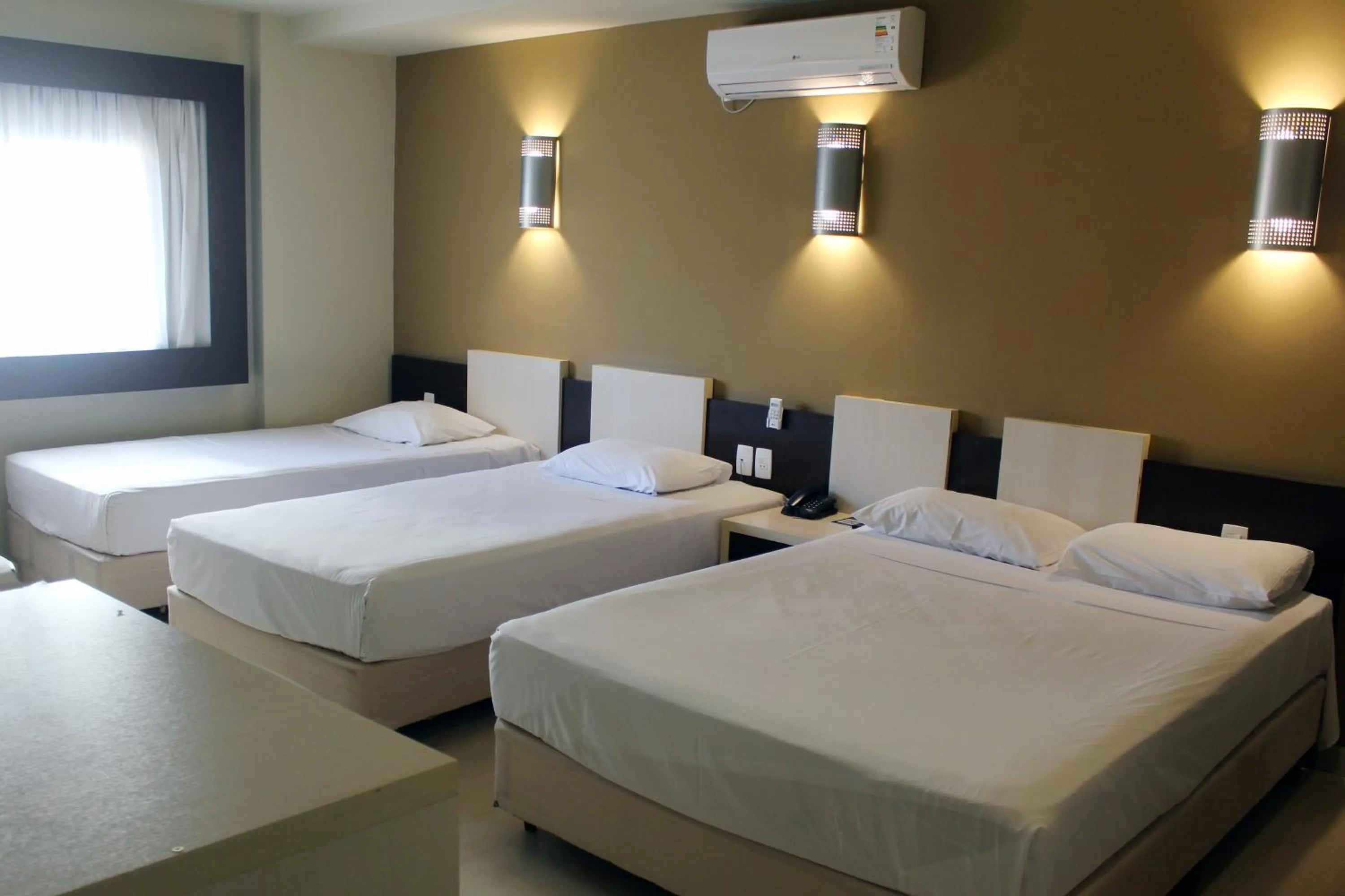 Bed in Master Curitiba Hotel - 1,6 km do Estádio Couto Pereira - Show