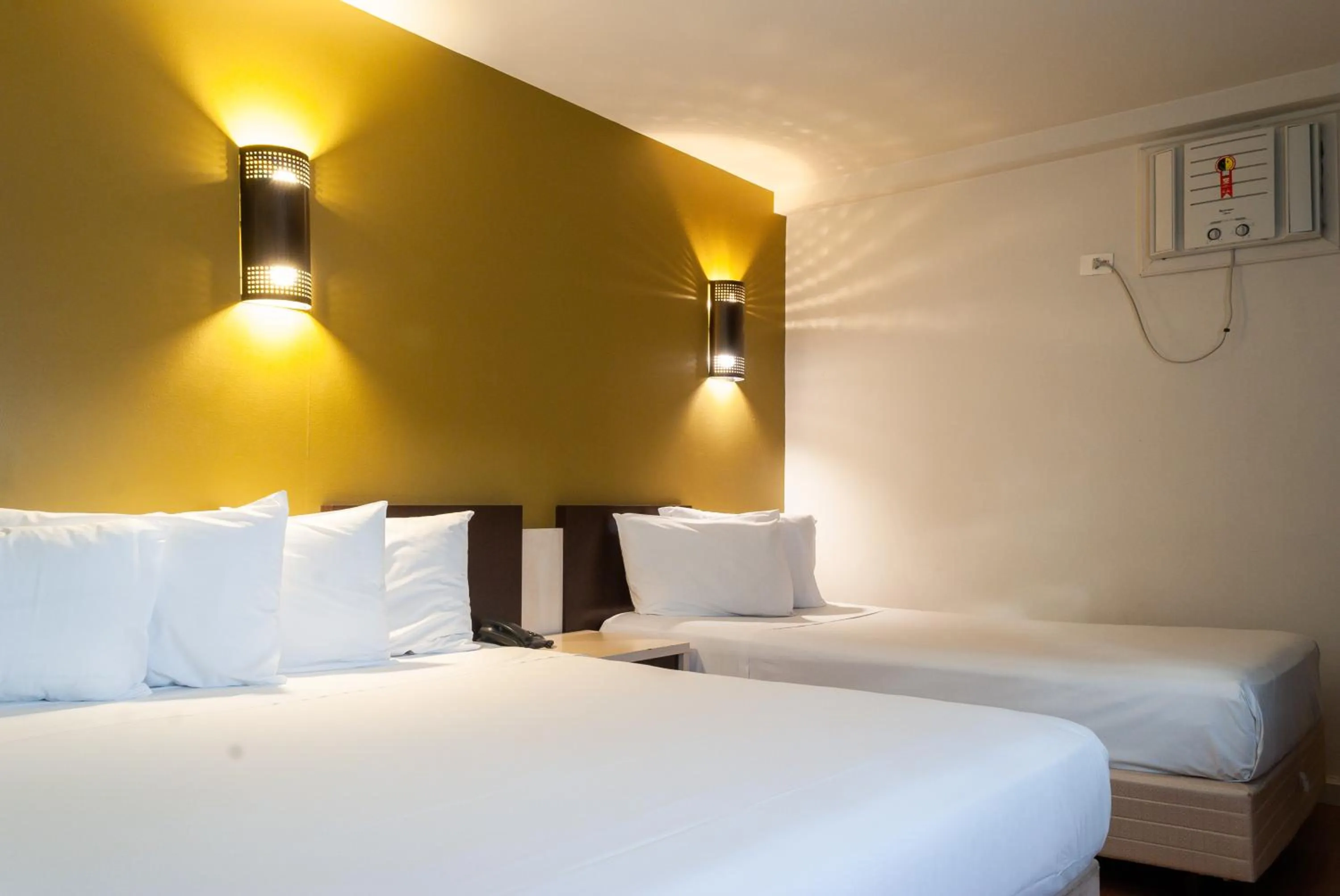 Bed in Master Curitiba Hotel - 1,6 km do Estádio Couto Pereira - Show