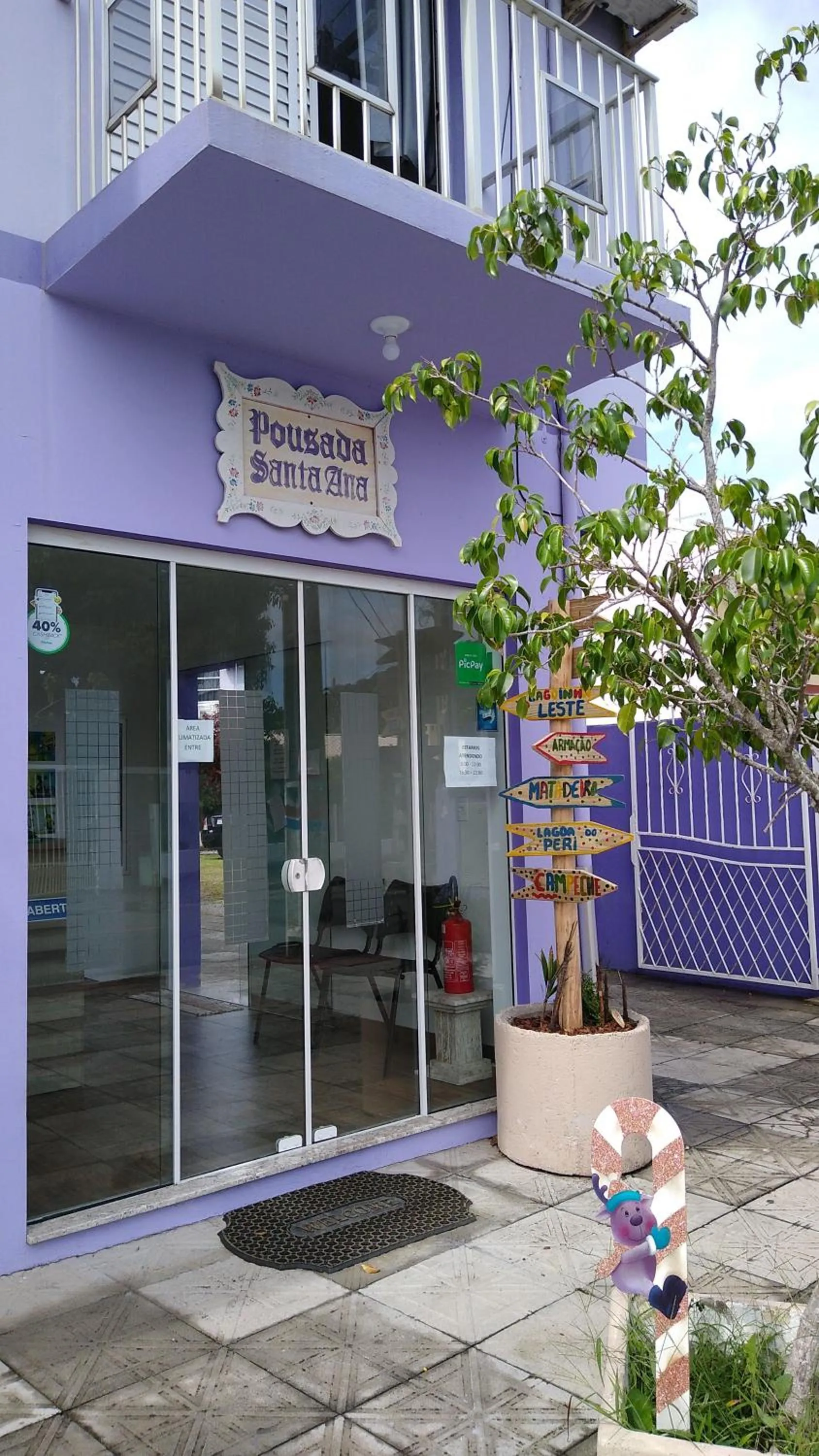 Property building in Pousada Santa Ana