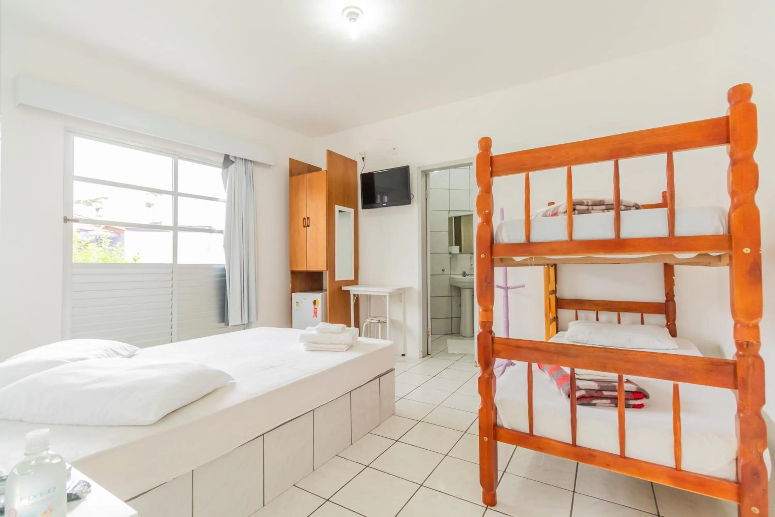 Photo of the whole room, Bed in Pousada Santa Ana