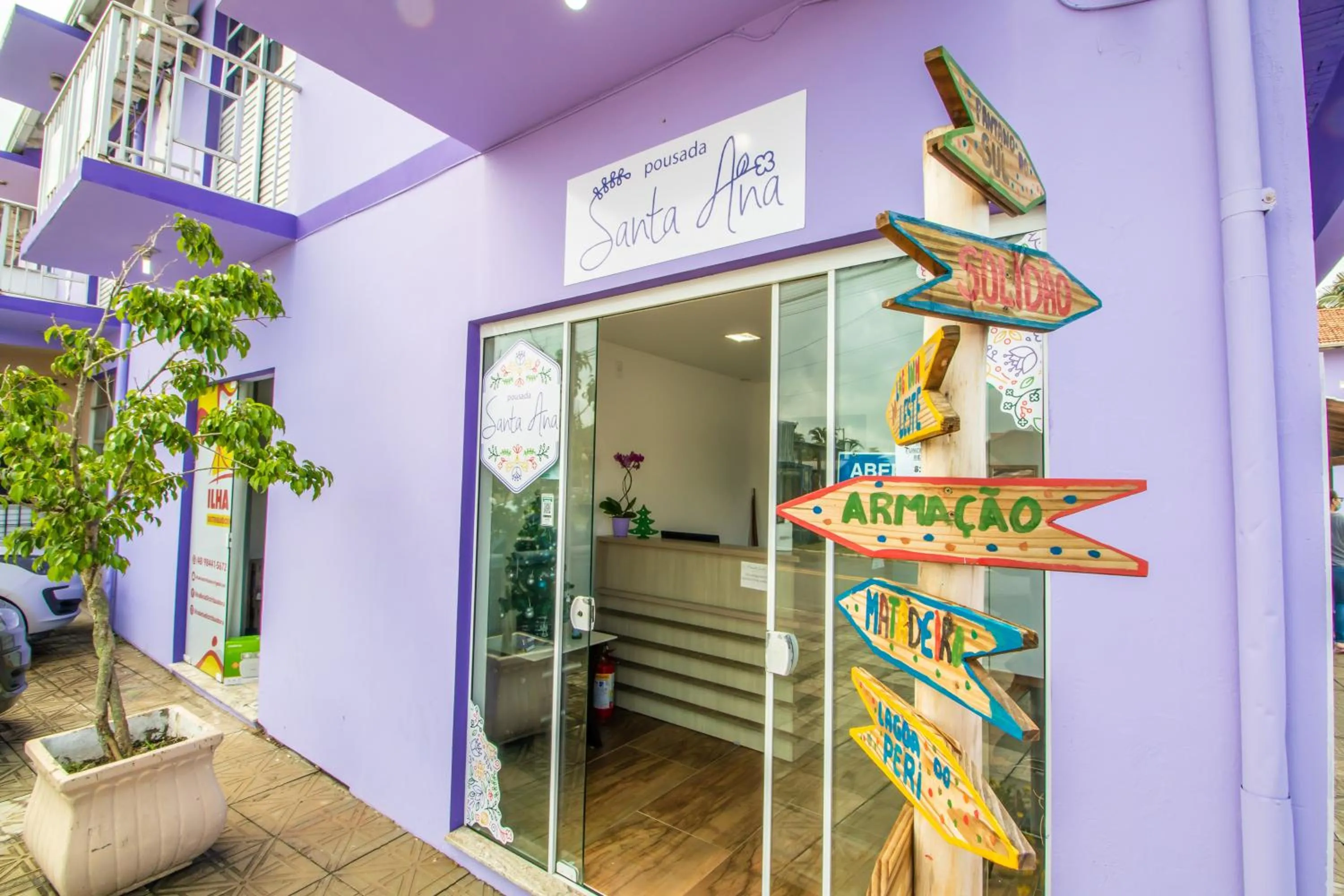 Property building in Pousada Santa Ana