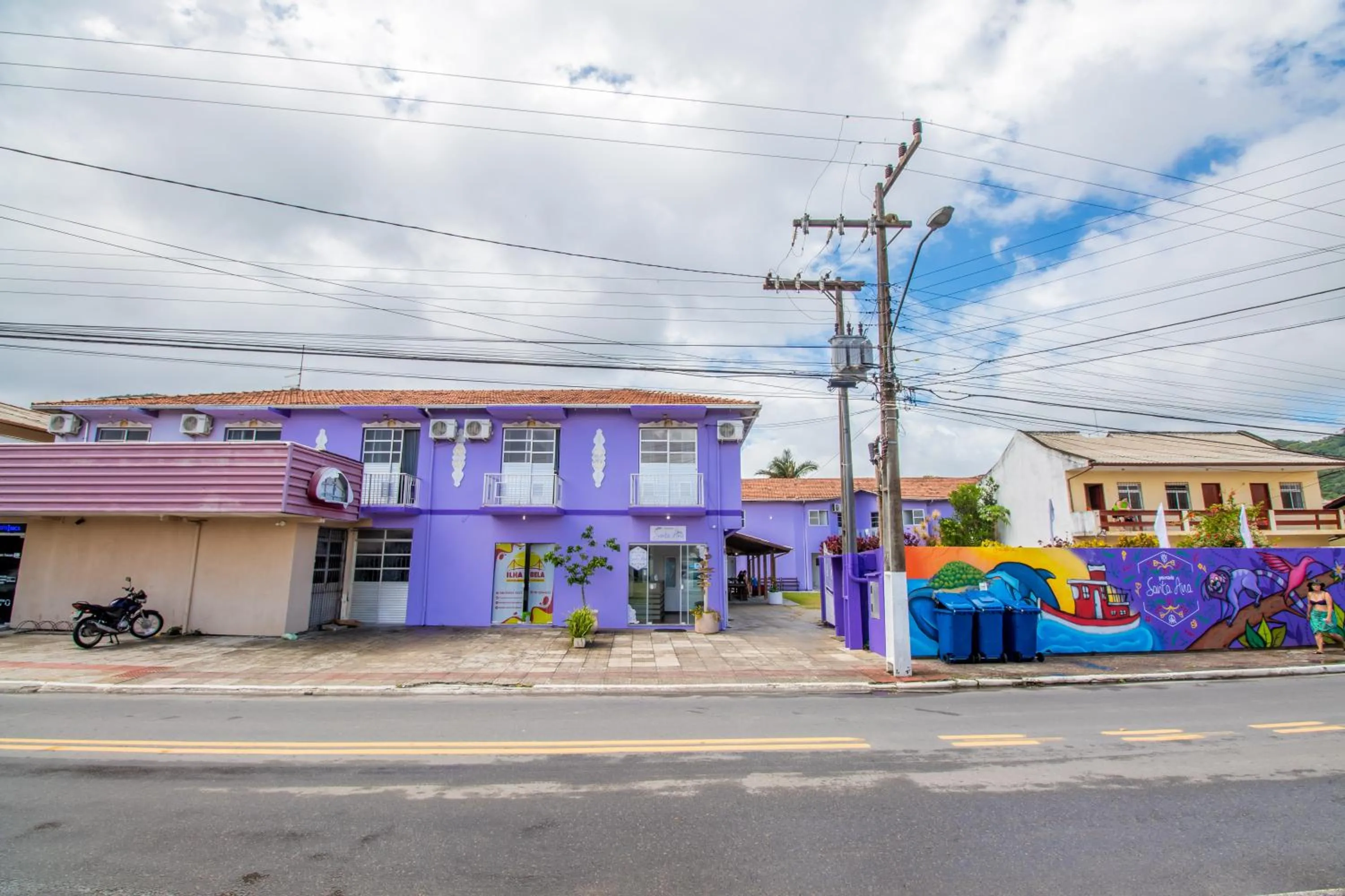 Property building in Pousada Santa Ana