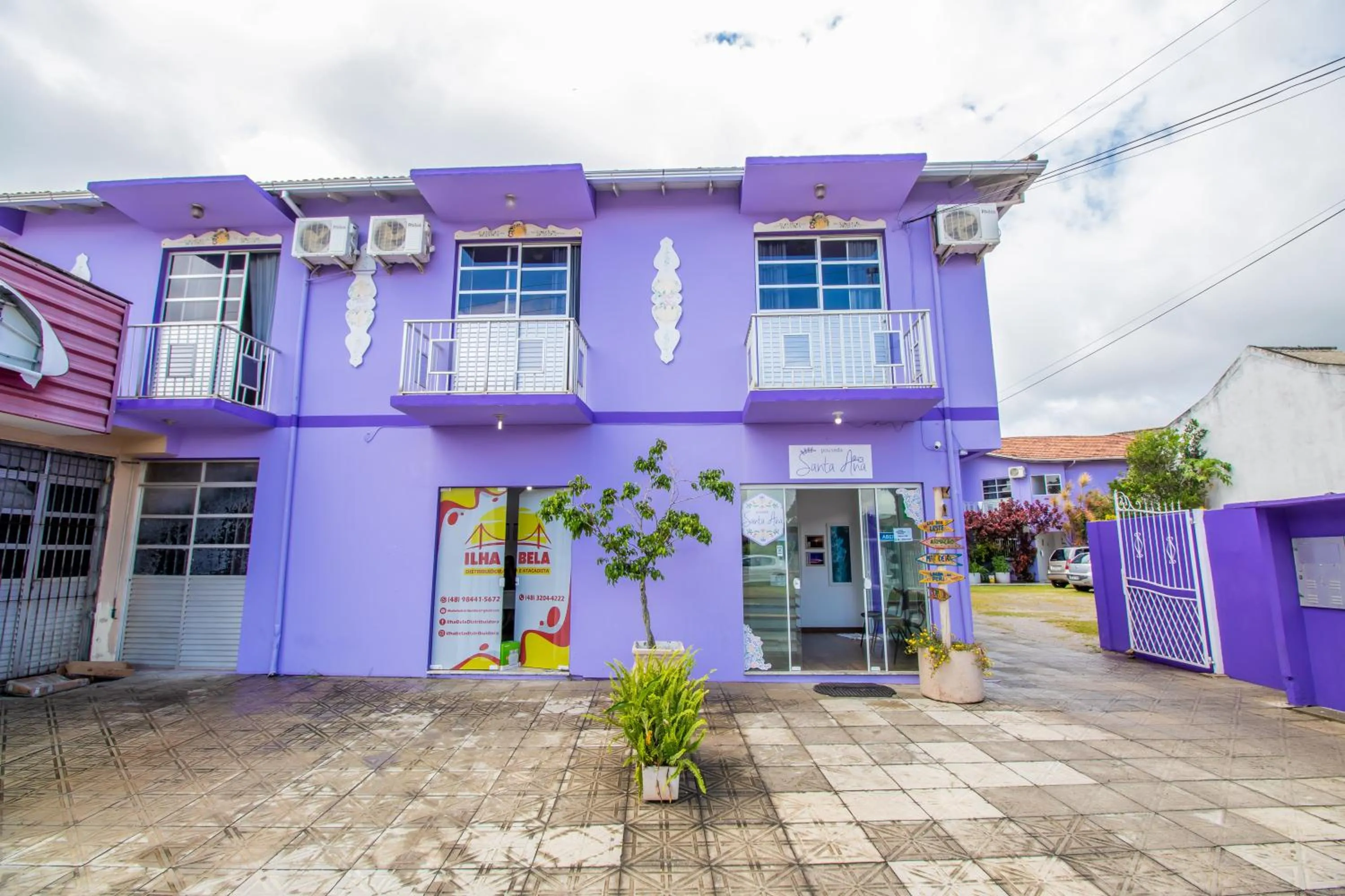 Facade/entrance in Pousada Santa Ana