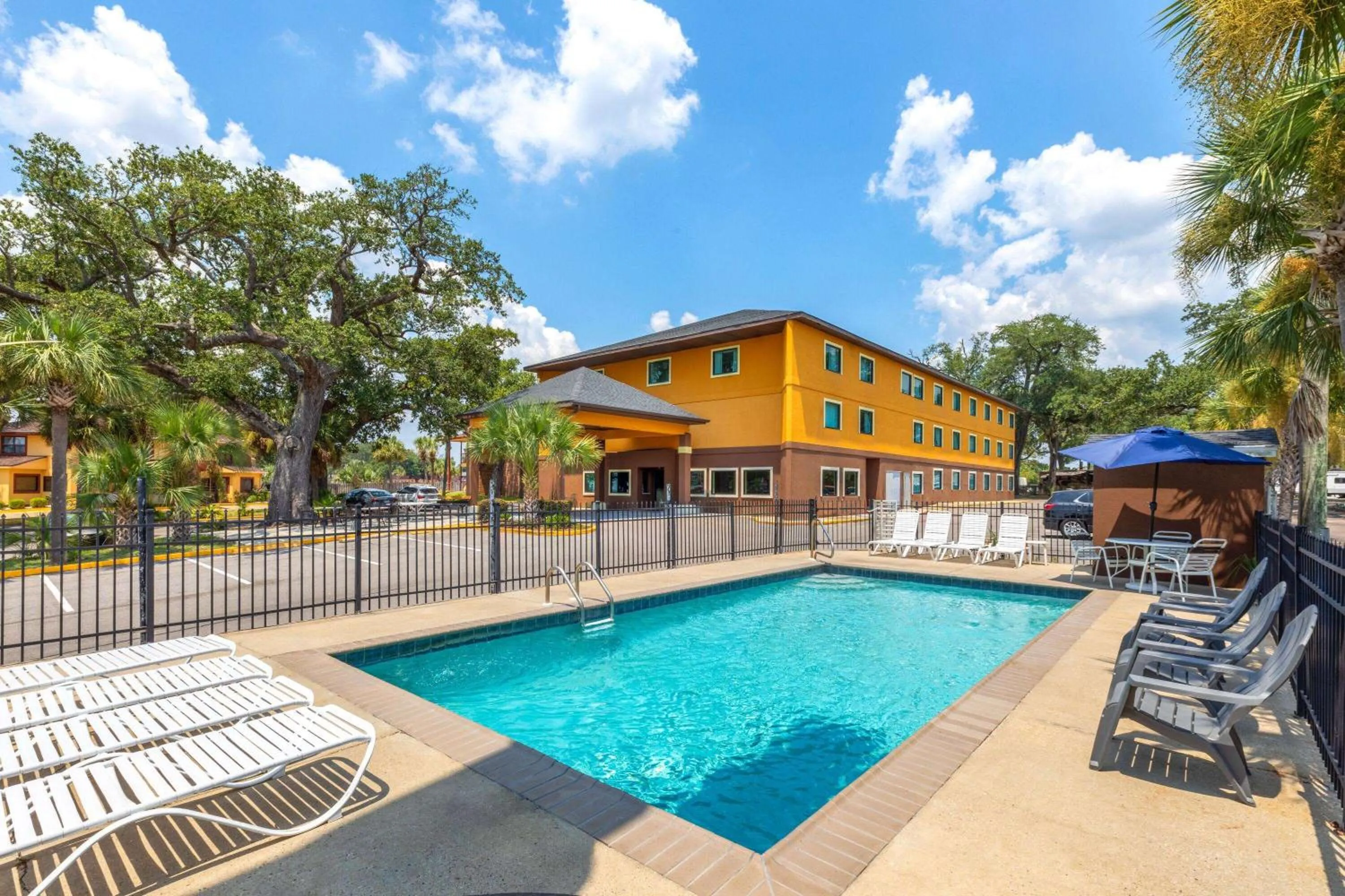 Swimming pool in Days Inn by Wyndham Biloxi Beach